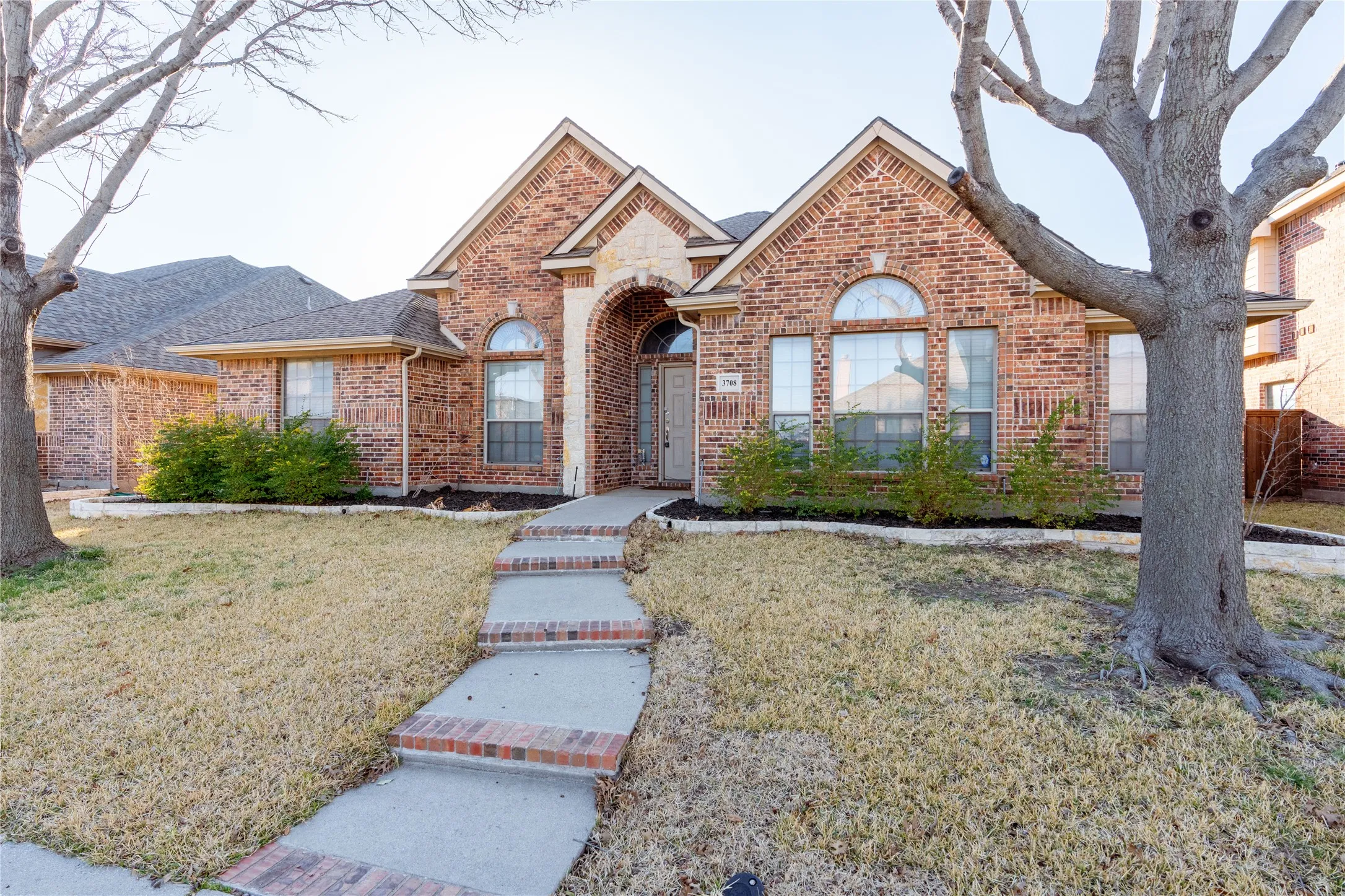 Single Family Residence For Rent in Collin County , 3708 Marble Lane, Mc Kinney, Texas 75070, 4 Bedroom, 3 Bathroom, 2 Garage spaces, 2,330 Sqft, built in 2005, mls#21392034, Real Estate Agent in Mc Kinney, Homes For Rent in Collin county, Homes For Rent in Mc Kinney, Realtor in Mc Kinney Texas, Real Estate Brokerage Independent Realty Texas, Luminita Cordes Realtor