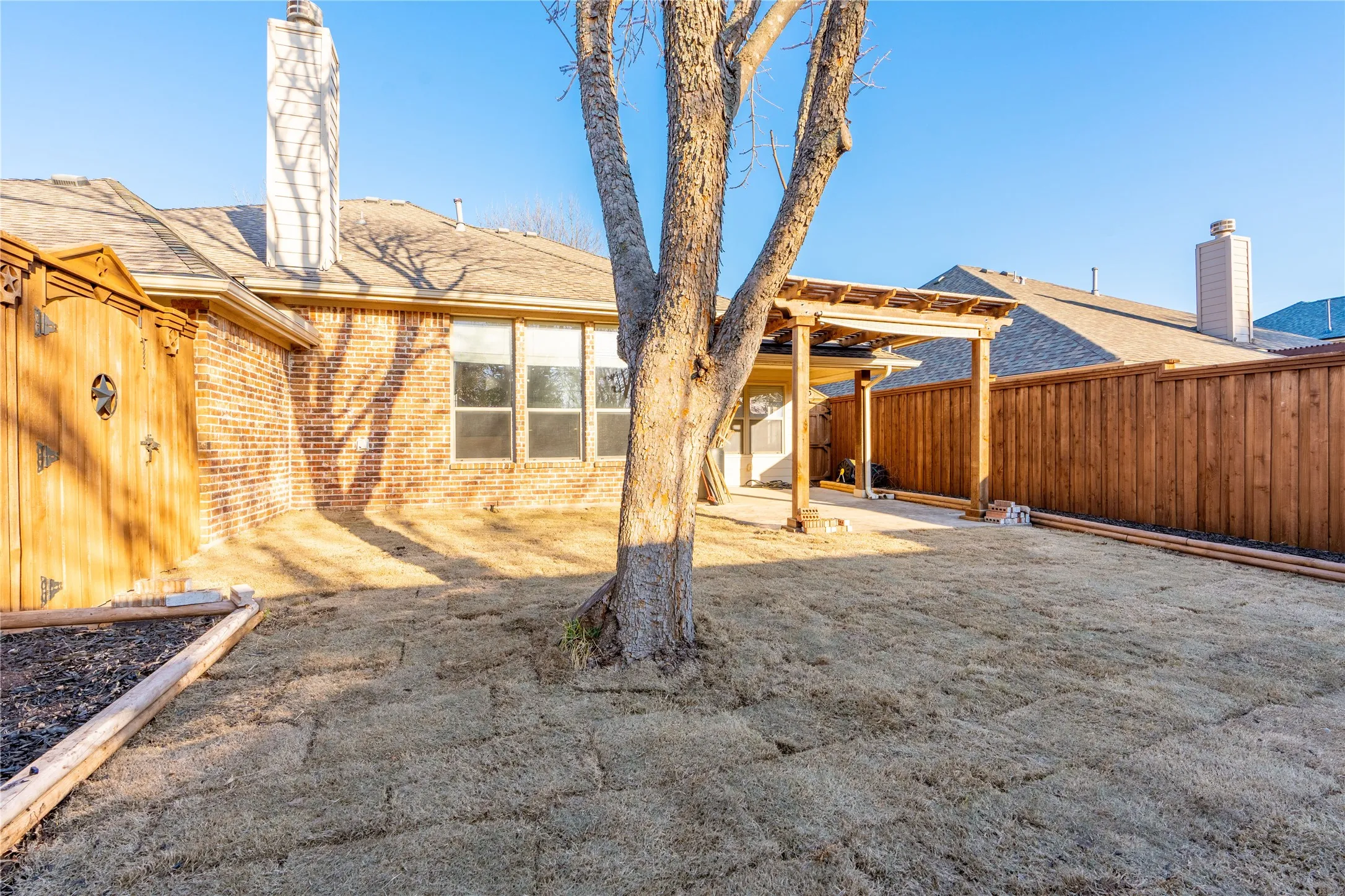 Single Family Residence For Rent in Collin County , 3708 Marble Lane, Mc Kinney, Texas 75070, 4 Bedroom, 3 Bathroom, 2 Garage spaces, 2,330 Sqft, built in 2005, mls#21392034, Real Estate Agent in Mc Kinney, Homes For Rent in Collin county, Homes For Rent in Mc Kinney, Realtor in Mc Kinney Texas, Real Estate Brokerage Independent Realty Texas, Luminita Cordes Realtor