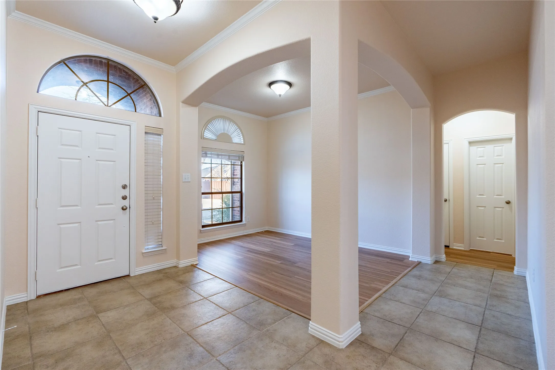 Single Family Residence For Rent in Collin County , 3708 Marble Lane, Mc Kinney, Texas 75070, 4 Bedroom, 3 Bathroom, 2 Garage spaces, 2,330 Sqft, built in 2005, mls#21392034, Real Estate Agent in Mc Kinney, Homes For Rent in Collin county, Homes For Rent in Mc Kinney, Realtor in Mc Kinney Texas, Real Estate Brokerage Independent Realty Texas, Luminita Cordes Realtor