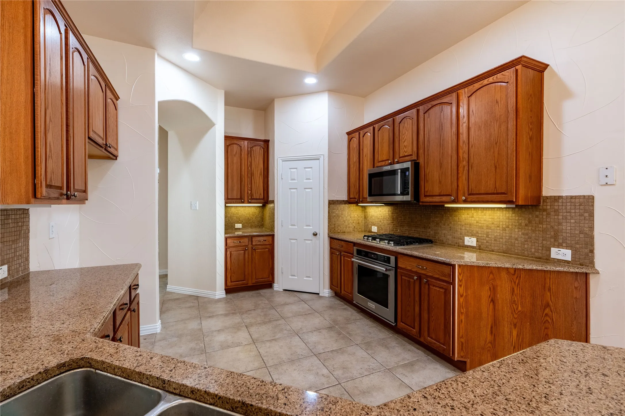 Single Family Residence For Rent in Collin County , 3708 Marble Lane, Mc Kinney, Texas 75070, 4 Bedroom, 3 Bathroom, 2 Garage spaces, 2,330 Sqft, built in 2005, mls#21392034, Real Estate Agent in Mc Kinney, Homes For Rent in Collin county, Homes For Rent in Mc Kinney, Realtor in Mc Kinney Texas, Real Estate Brokerage Independent Realty Texas, Luminita Cordes Realtor