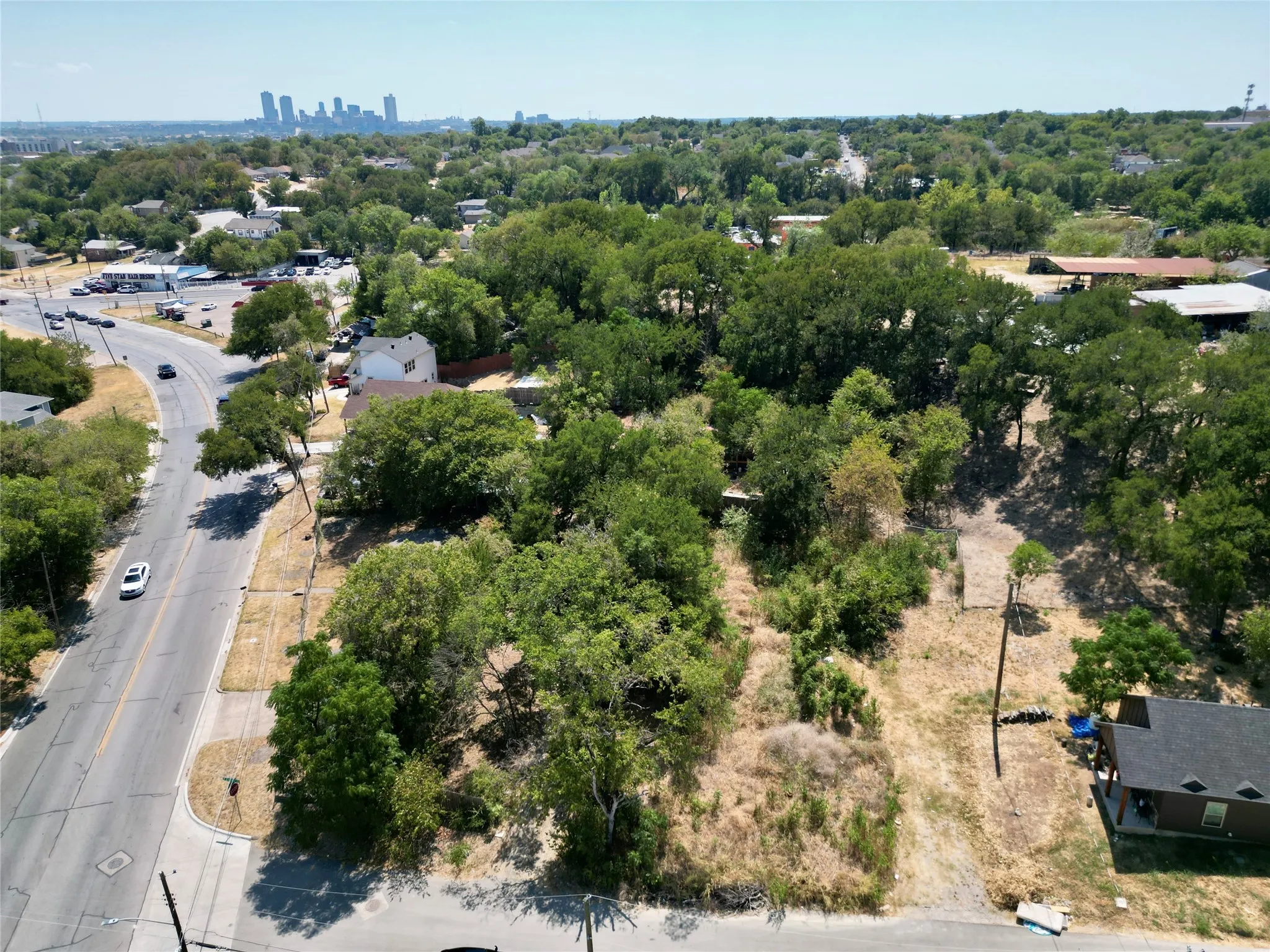 Unimproved Land For Sale in Tarrant County , 1001 NW Loraine Street, Fort Worth, Texas 76106, 0, 0, Garage spaces, 0 Sqft, built in 0, mls#21392042, Real Estate Agent in Fort Worth, Homes For Sale in Tarrant county, Homes For Sale in Fort Worth, Realtor in Fort Worth Texas, Real Estate Brokerage Independent Realty Texas, Luminita Cordes Realtor