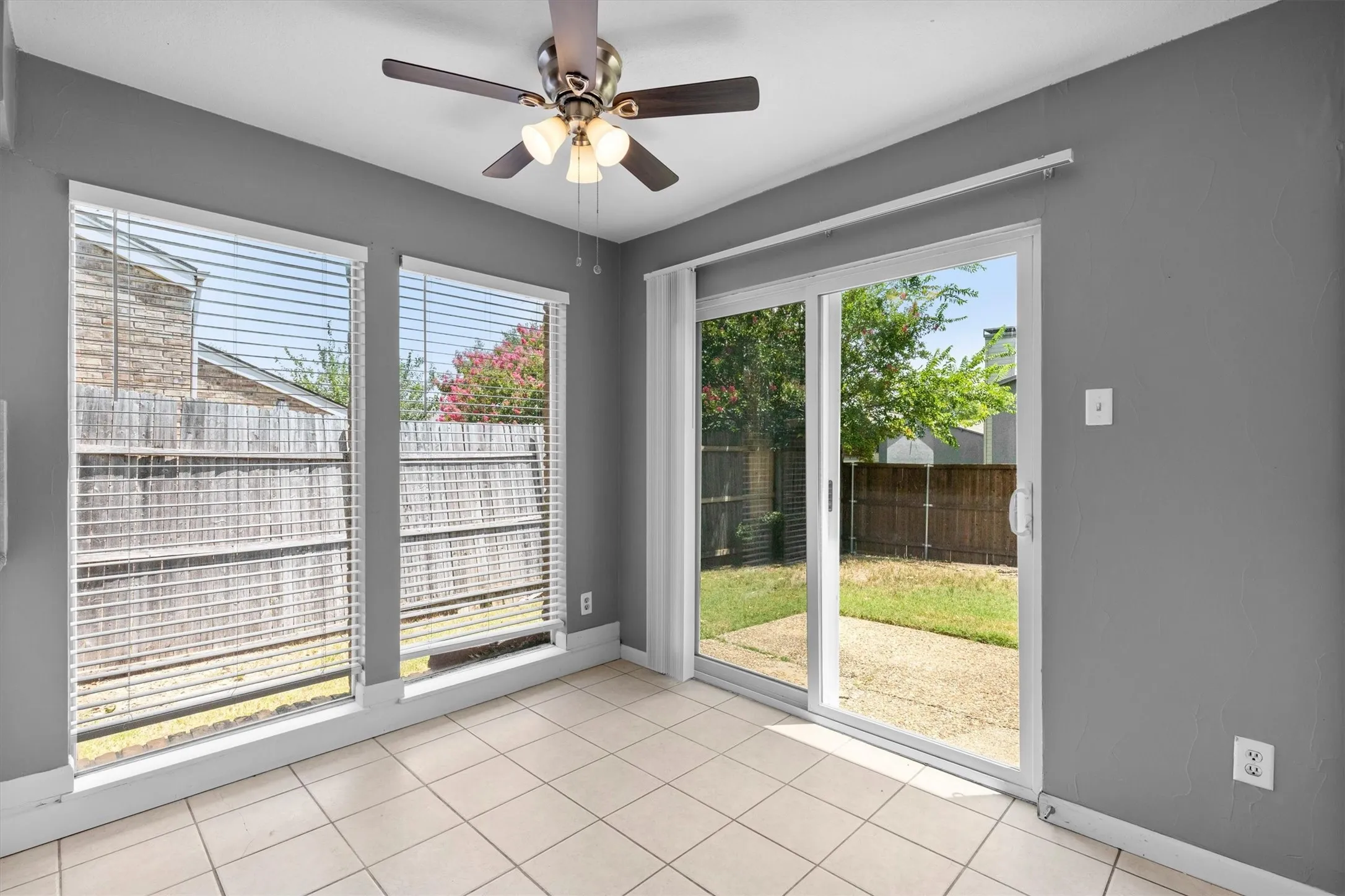 Single Family Residence For Rent in Collin County , 1908 Treehouse Lane, Plano, Texas 75023, 3 Bedroom, 2 Bathroom, 2 Garage spaces, 1,640 Sqft, built in 1978, mls#21392043, Real Estate Agent in Plano, Homes For Rent in Collin county, Homes For Rent in Plano, Realtor in Plano Texas, Real Estate Brokerage Independent Realty Texas, Luminita Cordes Realtor