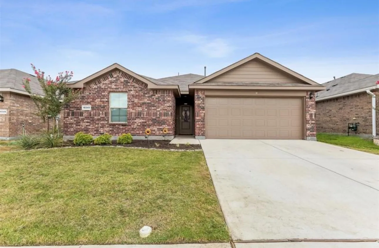 Single Family Residence For Sale