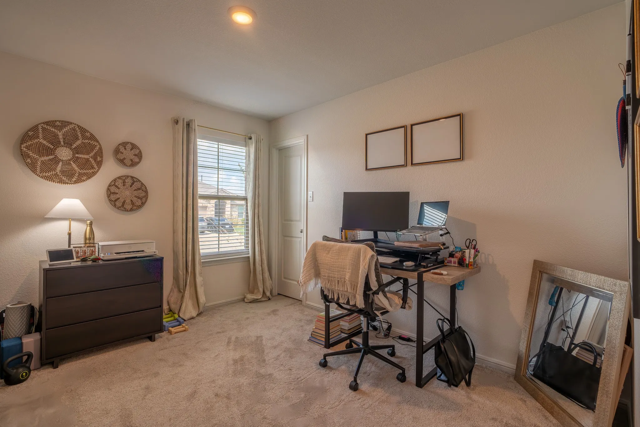 Single Family Residence For Sale in Tarrant County , 10345 Fort Belknap Trail, Crowley, Texas 76036, 3 Bedroom, 2 Bathroom, 2 Garage spaces, 1,465 Sqft, built in 2019, mls#21391605, Real Estate Agent in Crowley, Homes For Sale in Tarrant county, Homes For Sale in Crowley, Realtor in Crowley Texas, Real Estate Brokerage Independent Realty Texas, Luminita Cordes Realtor