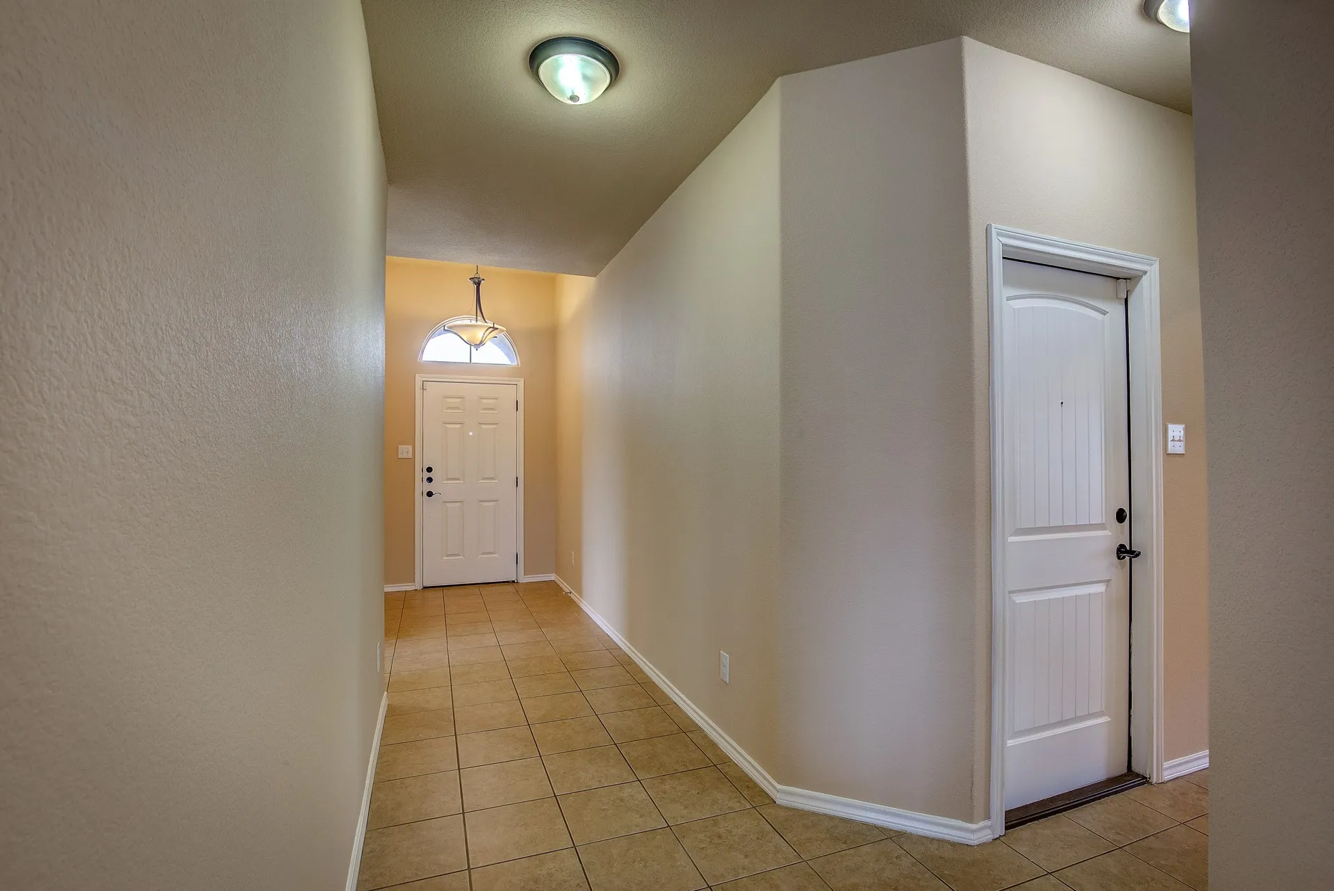 Single Family Residence For Rent in Tarrant County , 6300 Leaping Fawn Drive, Fort Worth, Texas 76179, 4 Bedroom, 2 Bathroom, 2 Garage spaces, 1,620 Sqft, built in 2015, mls#21392049, Real Estate Agent in Fort Worth, Homes For Rent in Tarrant county, Homes For Rent in Fort Worth, Realtor in Fort Worth Texas, Real Estate Brokerage Independent Realty Texas, Luminita Cordes Realtor