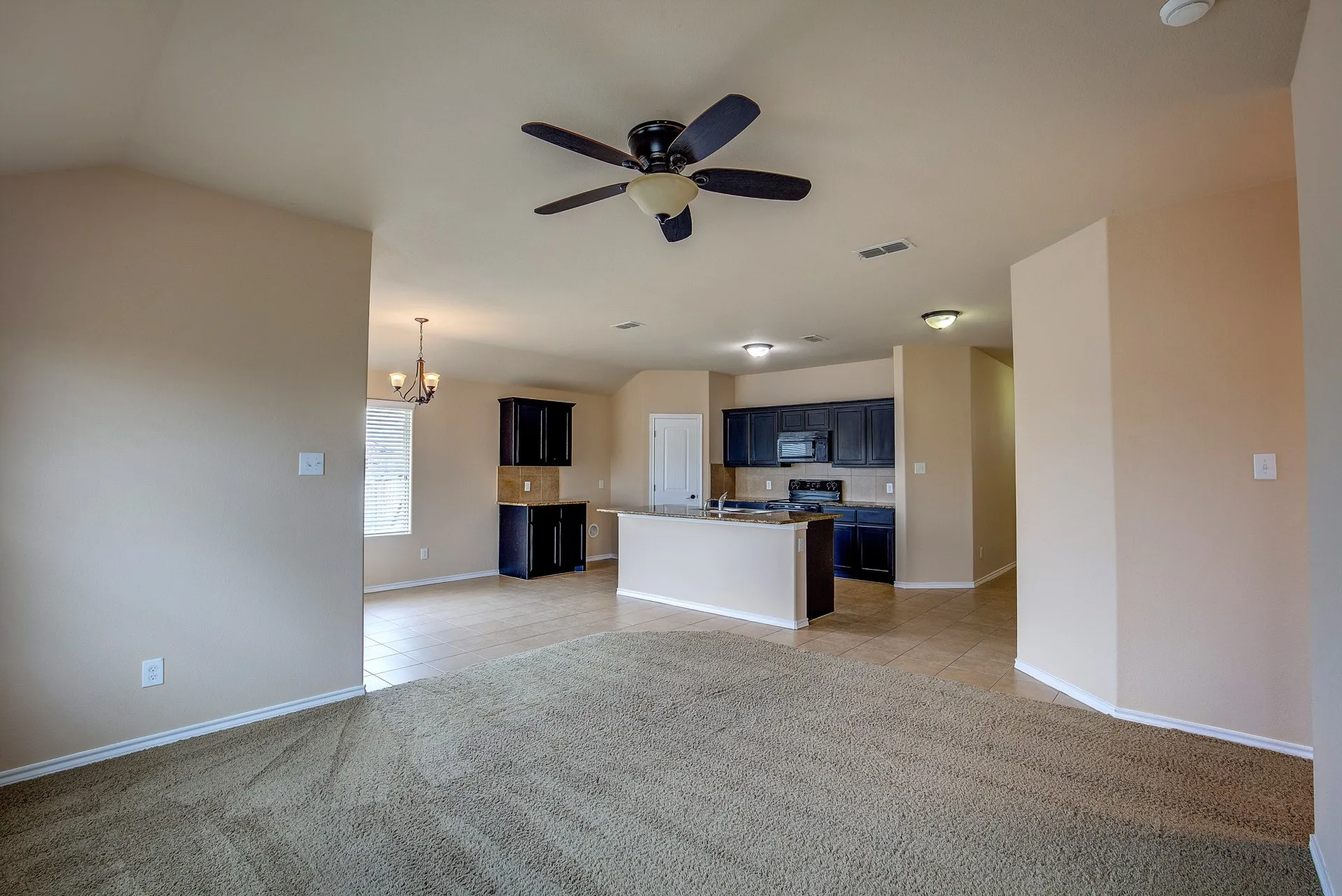 Single Family Residence For Rent in Tarrant County , 6300 Leaping Fawn Drive, Fort Worth, Texas 76179, 4 Bedroom, 2 Bathroom, 2 Garage spaces, 1,620 Sqft, built in 2015, mls#21392049, Real Estate Agent in Fort Worth, Homes For Rent in Tarrant county, Homes For Rent in Fort Worth, Realtor in Fort Worth Texas, Real Estate Brokerage Independent Realty Texas, Luminita Cordes Realtor