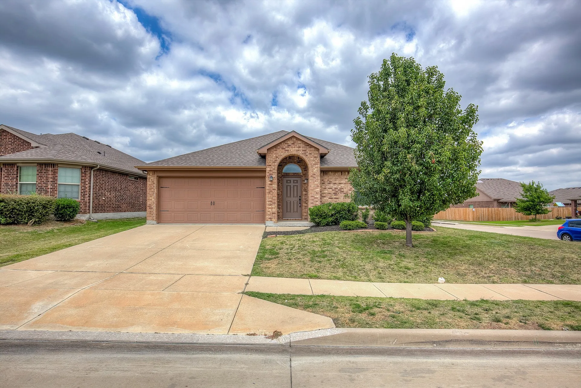 Single Family Residence For Rent