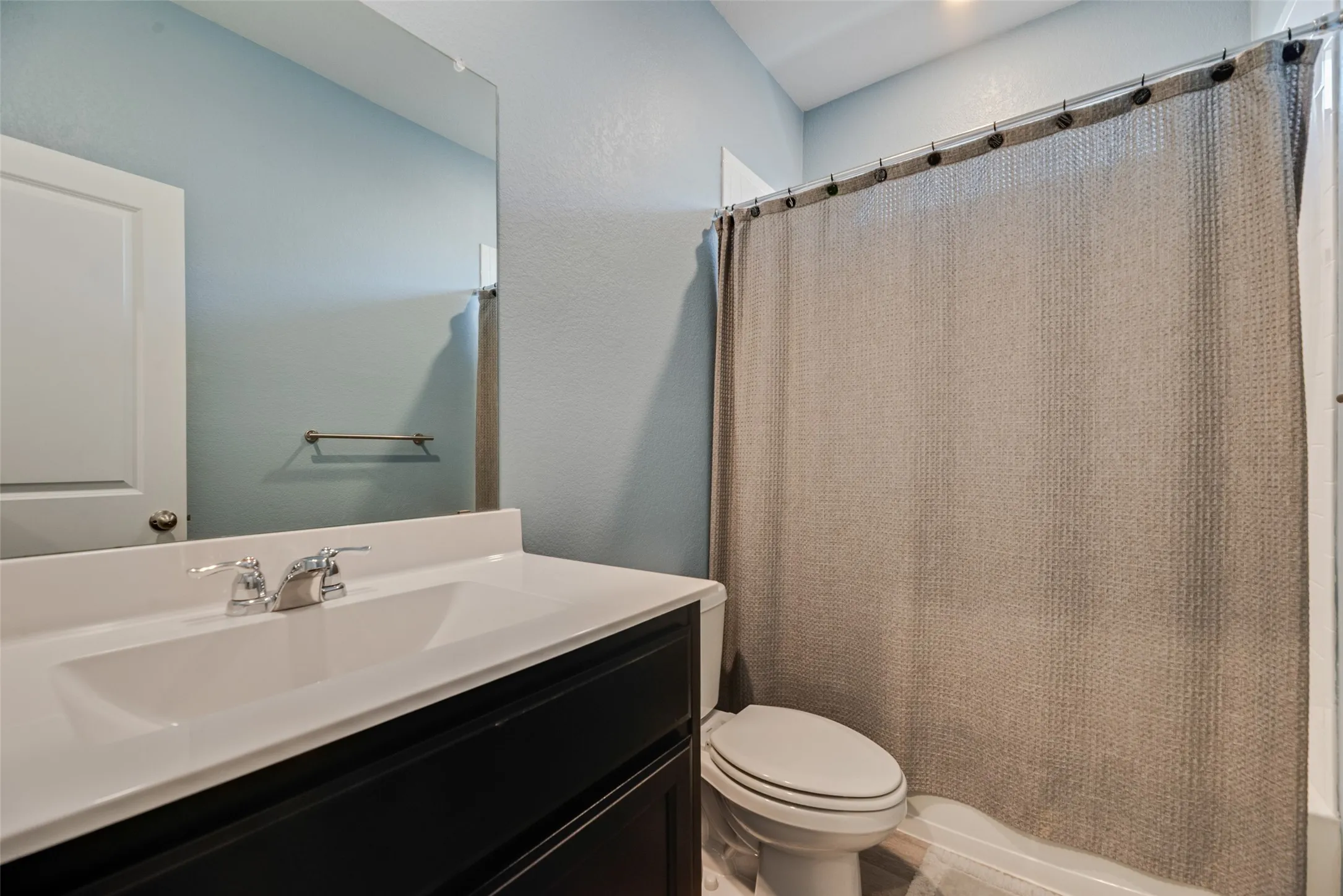 Single Family Residence For Rent in Tarrant County , 9637 Cherryville Road, Fort Worth, Texas 76108, 4 Bedroom, 2 Bathroom, 2 Garage spaces, 1,772 Sqft, built in 2022, mls#21392057, Real Estate Agent in Fort Worth, Homes For Rent in Tarrant county, Homes For Rent in Fort Worth, Realtor in Fort Worth Texas, Real Estate Brokerage Independent Realty Texas, Luminita Cordes Realtor