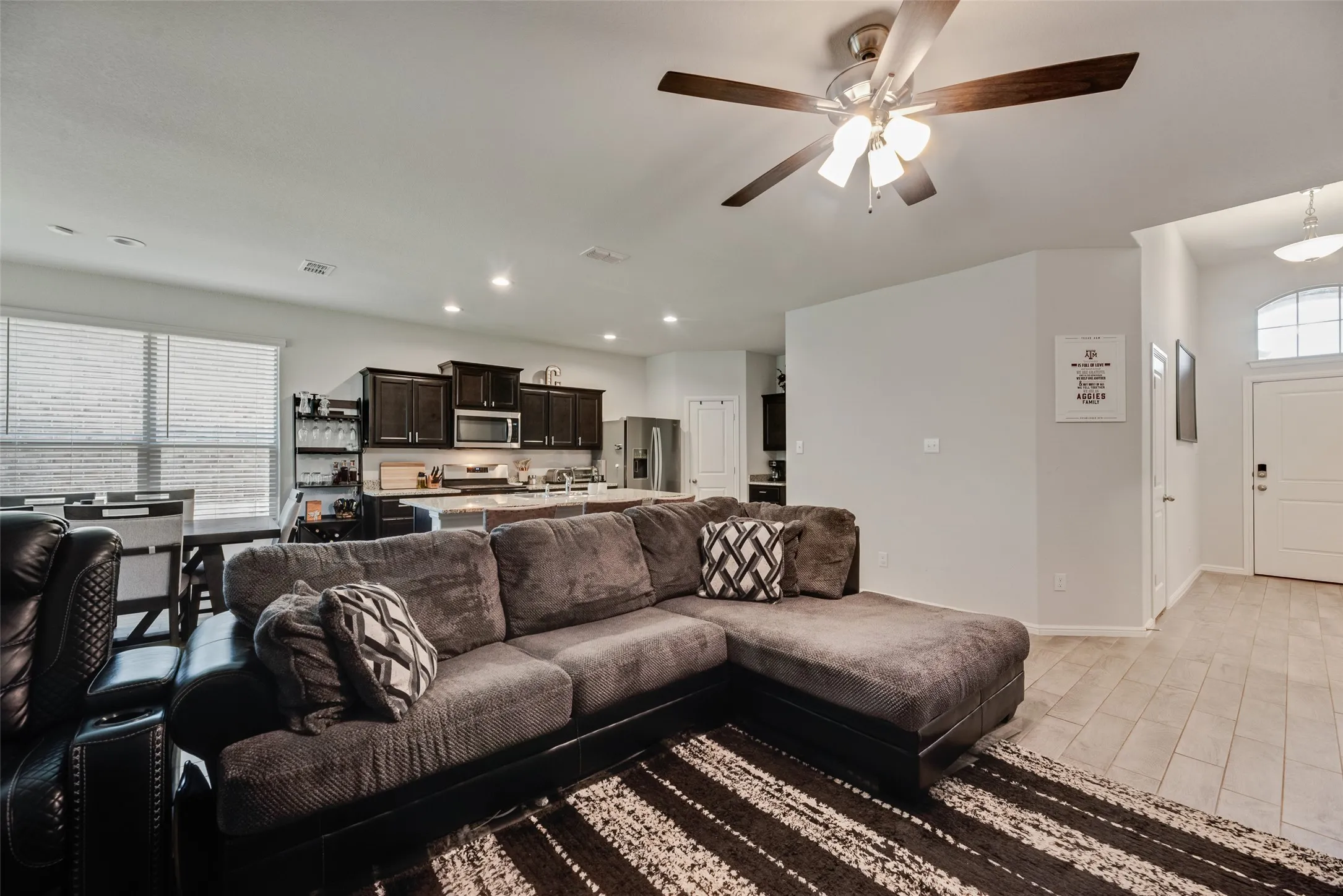 Single Family Residence For Rent in Tarrant County , 9637 Cherryville Road, Fort Worth, Texas 76108, 4 Bedroom, 2 Bathroom, 2 Garage spaces, 1,772 Sqft, built in 2022, mls#21392057, Real Estate Agent in Fort Worth, Homes For Rent in Tarrant county, Homes For Rent in Fort Worth, Realtor in Fort Worth Texas, Real Estate Brokerage Independent Realty Texas, Luminita Cordes Realtor