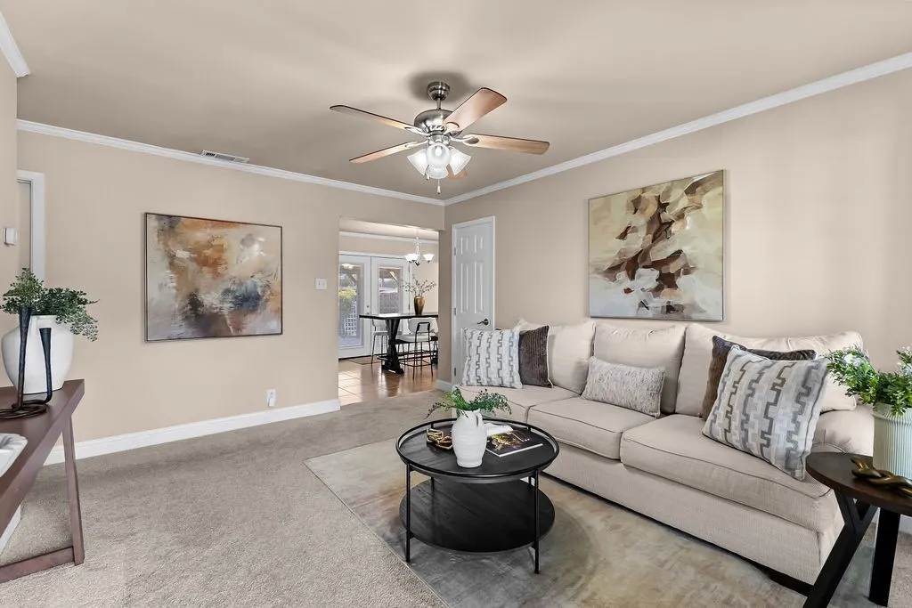 Single Family Residence For Sale in Dallas County , 1830 Pleasant Run Road, Carrollton, Texas 75006, 4 Bedroom, 2 Bathroom, Garage spaces, 1,499 Sqft, built in 1963, mls#21392056, Real Estate Agent in Carrollton, Homes For Sale in Dallas county, Homes For Sale in Carrollton, Realtor in Carrollton Texas, Real Estate Brokerage Independent Realty Texas, Luminita Cordes Realtor