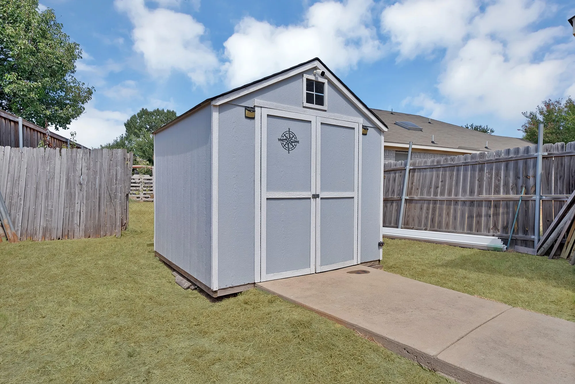 Single Family Residence For Sale in Tarrant County , 109 Goldeneye Lane, Fort Worth, Texas 76120, 4 Bedroom, 2 Bathroom, 2 Garage spaces, 1,970 Sqft, built in 2002, mls#21391700, Real Estate Agent in Fort Worth, Homes For Sale in Tarrant county, Homes For Sale in Fort Worth, Realtor in Fort Worth Texas, Real Estate Brokerage Independent Realty Texas, Luminita Cordes Realtor