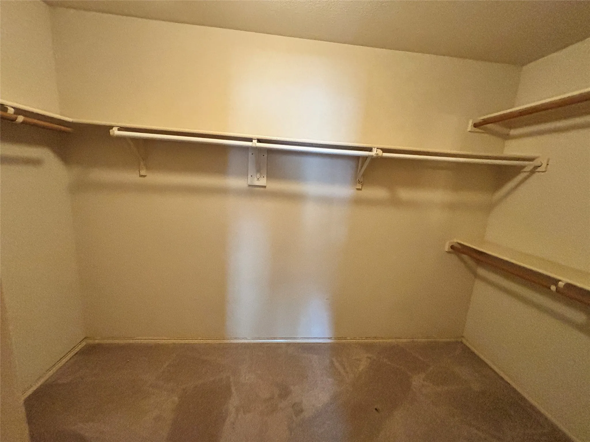 Single Family Residence For Sale in Tarrant County , 1309 Pepperfield Court, Fort Worth, Texas 76028, 4 Bedroom, 2 Bathroom, 2 Garage spaces, 2,702 Sqft, built in 2004, mls#21391685, Real Estate Agent in Fort Worth, Homes For Sale in Tarrant county, Homes For Sale in Fort Worth, Realtor in Fort Worth Texas, Real Estate Brokerage Independent Realty Texas, Luminita Cordes Realtor