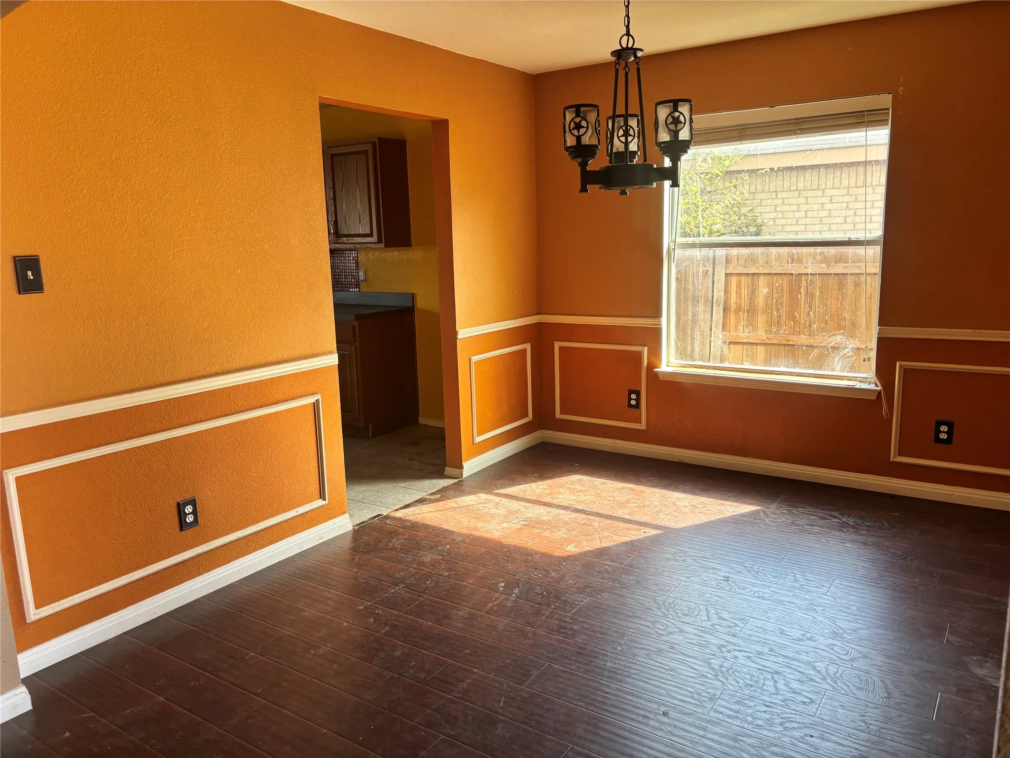 Single Family Residence For Sale in Tarrant County , 1309 Pepperfield Court, Fort Worth, Texas 76028, 4 Bedroom, 2 Bathroom, 2 Garage spaces, 2,702 Sqft, built in 2004, mls#21391685, Real Estate Agent in Fort Worth, Homes For Sale in Tarrant county, Homes For Sale in Fort Worth, Realtor in Fort Worth Texas, Real Estate Brokerage Independent Realty Texas, Luminita Cordes Realtor