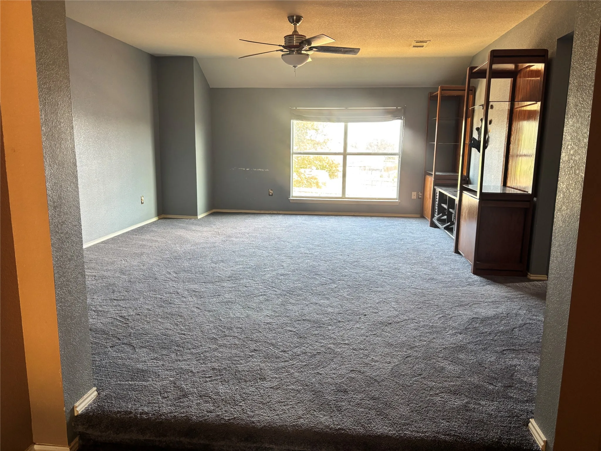 Single Family Residence For Sale in Tarrant County , 1309 Pepperfield Court, Fort Worth, Texas 76028, 4 Bedroom, 2 Bathroom, 2 Garage spaces, 2,702 Sqft, built in 2004, mls#21391685, Real Estate Agent in Fort Worth, Homes For Sale in Tarrant county, Homes For Sale in Fort Worth, Realtor in Fort Worth Texas, Real Estate Brokerage Independent Realty Texas, Luminita Cordes Realtor