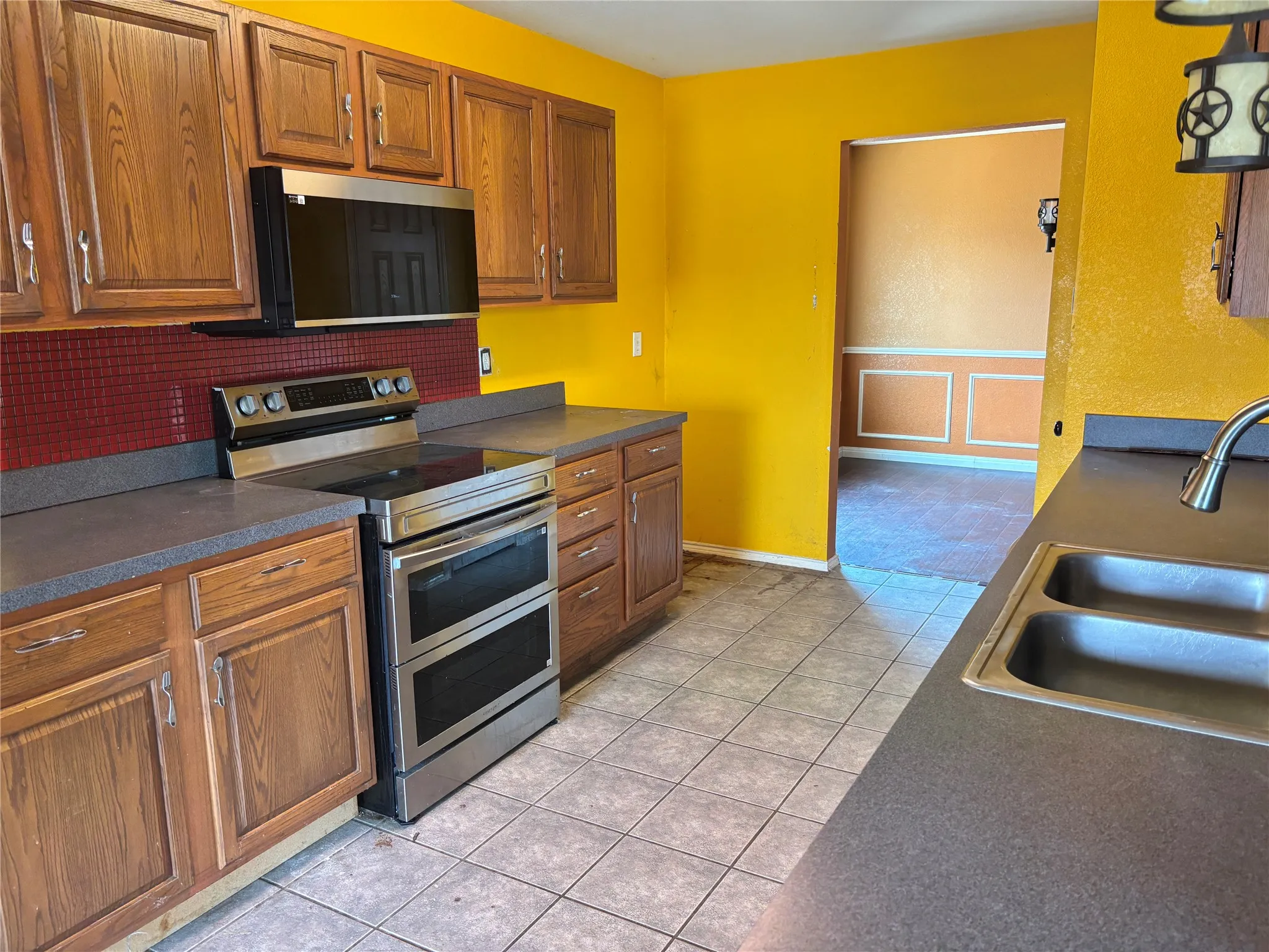 Single Family Residence For Sale in Tarrant County , 1309 Pepperfield Court, Fort Worth, Texas 76028, 4 Bedroom, 2 Bathroom, 2 Garage spaces, 2,702 Sqft, built in 2004, mls#21391685, Real Estate Agent in Fort Worth, Homes For Sale in Tarrant county, Homes For Sale in Fort Worth, Realtor in Fort Worth Texas, Real Estate Brokerage Independent Realty Texas, Luminita Cordes Realtor