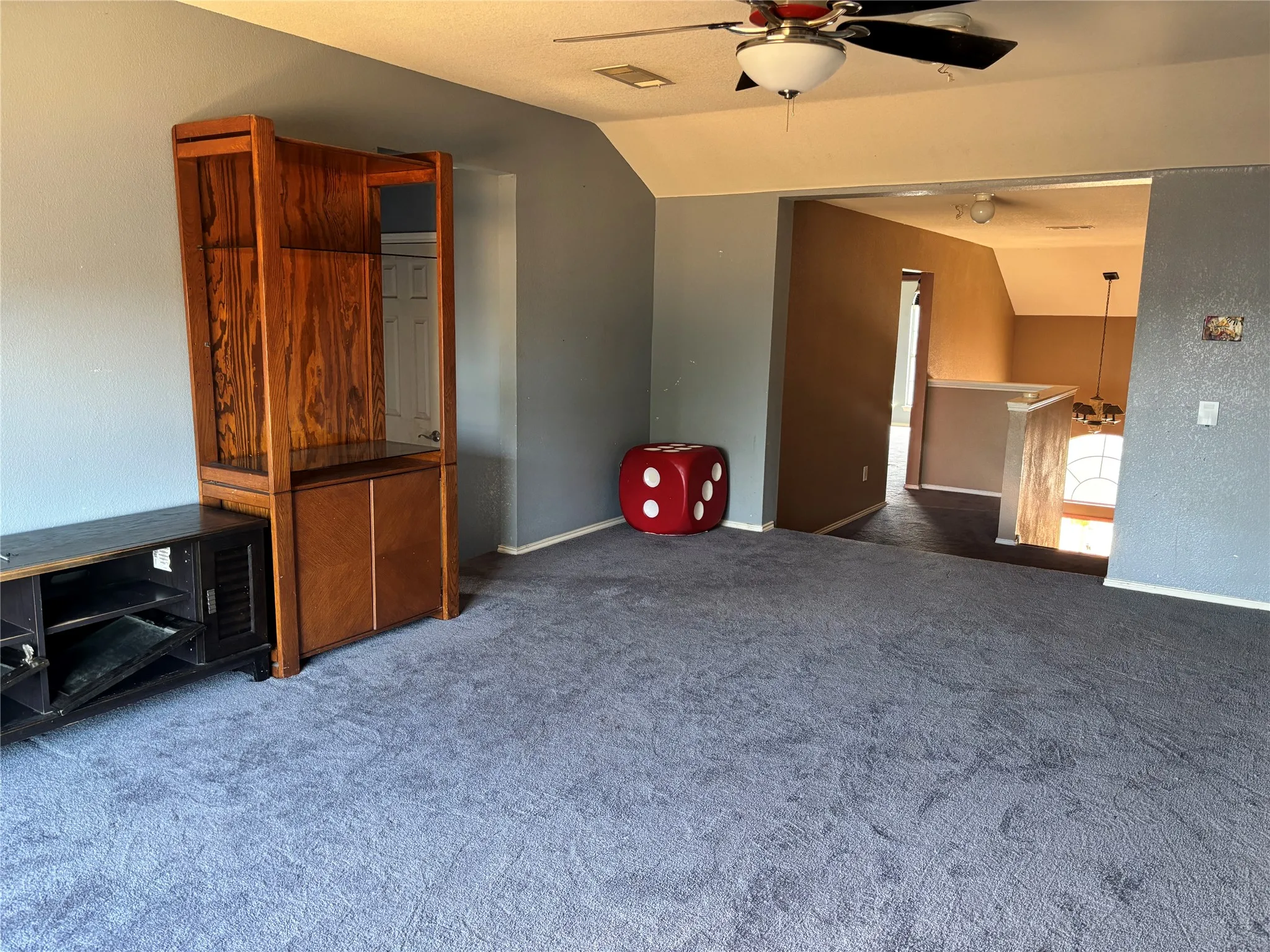 Single Family Residence For Sale in Tarrant County , 1309 Pepperfield Court, Fort Worth, Texas 76028, 4 Bedroom, 2 Bathroom, 2 Garage spaces, 2,702 Sqft, built in 2004, mls#21391685, Real Estate Agent in Fort Worth, Homes For Sale in Tarrant county, Homes For Sale in Fort Worth, Realtor in Fort Worth Texas, Real Estate Brokerage Independent Realty Texas, Luminita Cordes Realtor