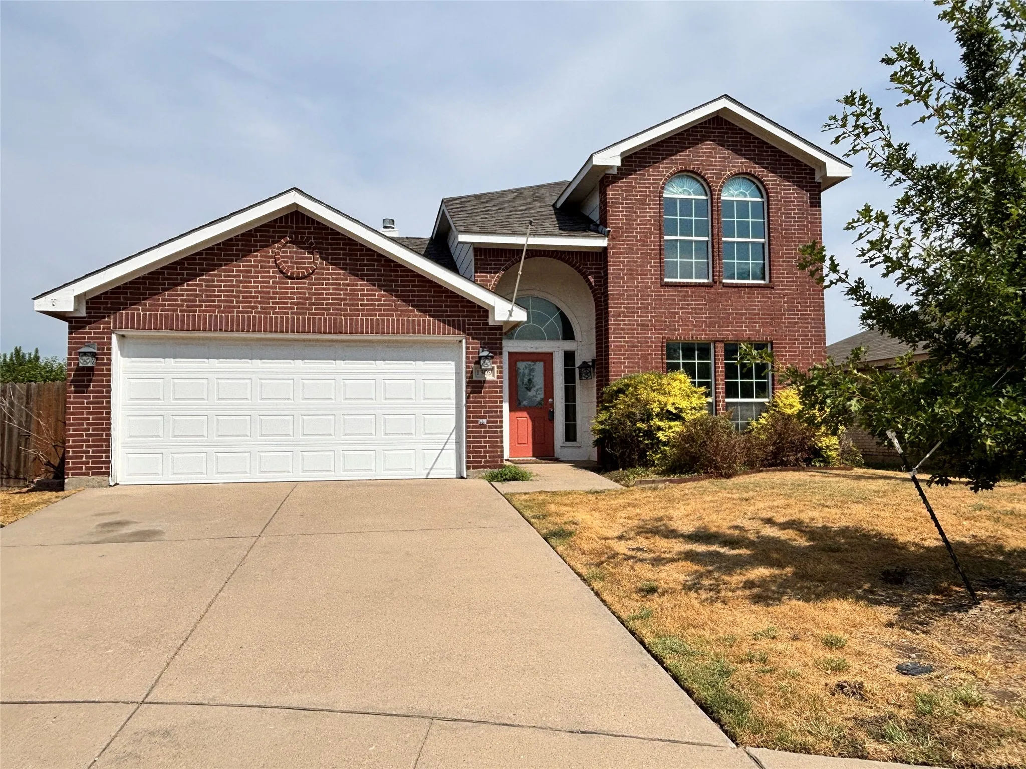 Single Family Residence For Sale in Tarrant County , 1309 Pepperfield Court, Fort Worth, Texas 76028, 4 Bedroom, 2 Bathroom, 2 Garage spaces, 2,702 Sqft, built in 2004, mls#21391685, Real Estate Agent in Fort Worth, Homes For Sale in Tarrant county, Homes For Sale in Fort Worth, Realtor in Fort Worth Texas, Real Estate Brokerage Independent Realty Texas, Luminita Cordes Realtor