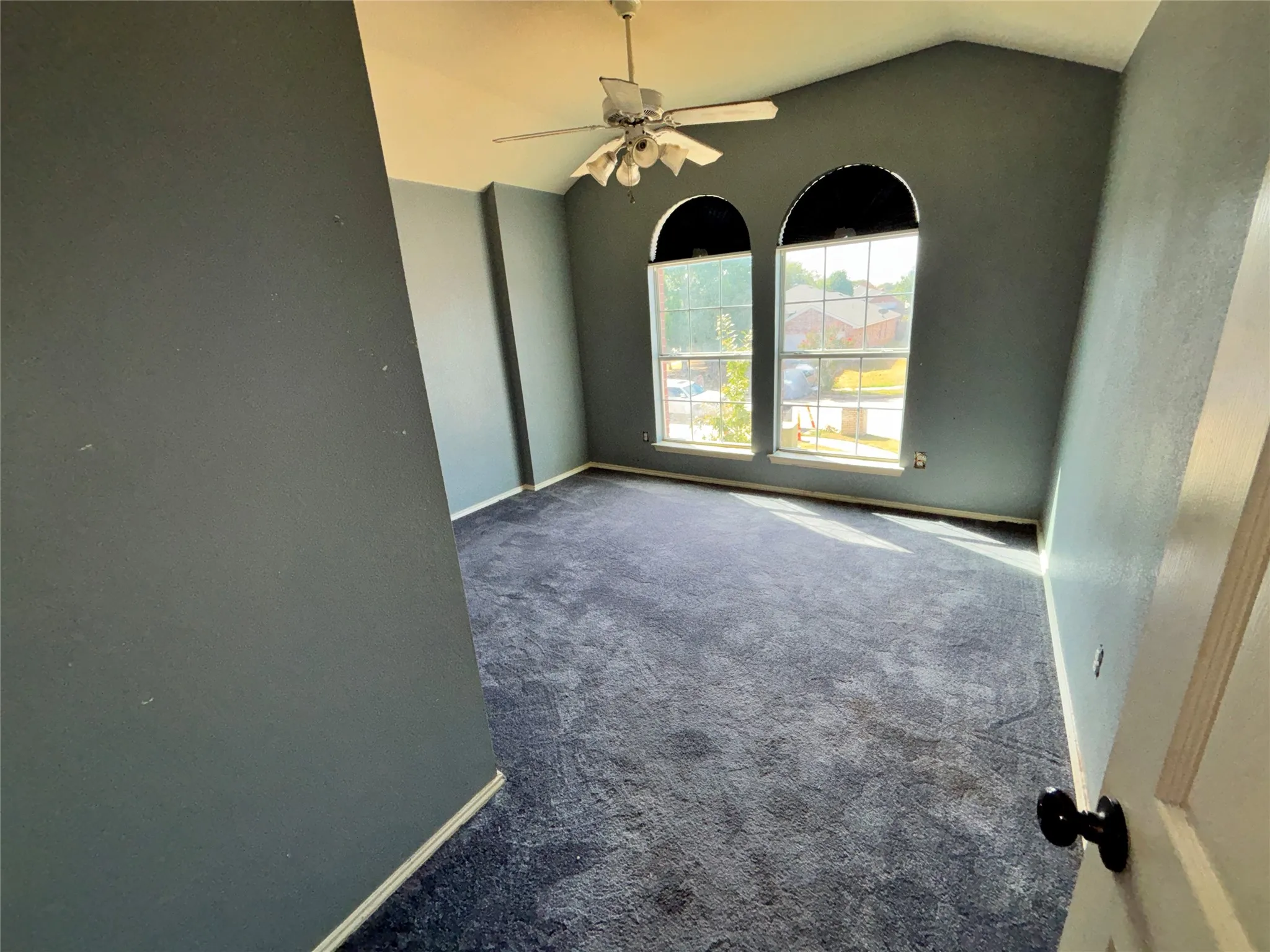 Single Family Residence For Sale in Tarrant County , 1309 Pepperfield Court, Fort Worth, Texas 76028, 4 Bedroom, 2 Bathroom, 2 Garage spaces, 2,702 Sqft, built in 2004, mls#21391685, Real Estate Agent in Fort Worth, Homes For Sale in Tarrant county, Homes For Sale in Fort Worth, Realtor in Fort Worth Texas, Real Estate Brokerage Independent Realty Texas, Luminita Cordes Realtor