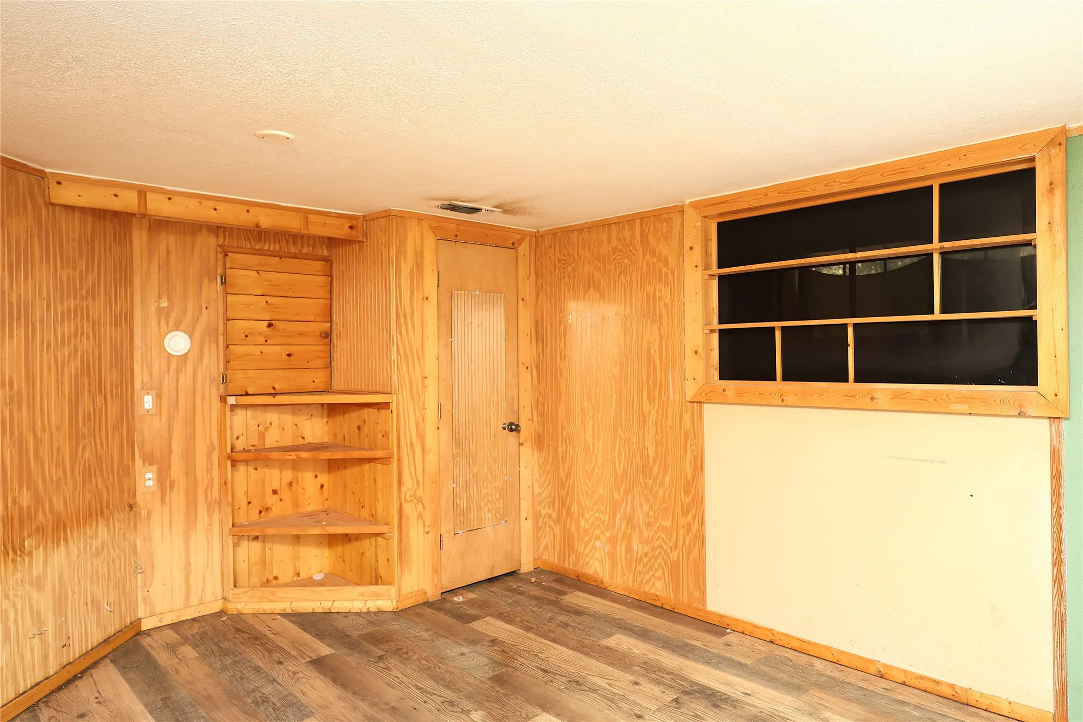 Single Family Residence For Sale in Brown County , 102 Mcdonald Drive, Early, Texas 76802, 2 Bedroom, 2 Bathroom, Garage spaces, 1,015 Sqft, built in 0, mls#21392058, Real Estate Agent in Early, Homes For Sale in Brown county, Homes For Sale in Early, Realtor in Early Texas, Real Estate Brokerage Independent Realty Texas, Luminita Cordes Realtor