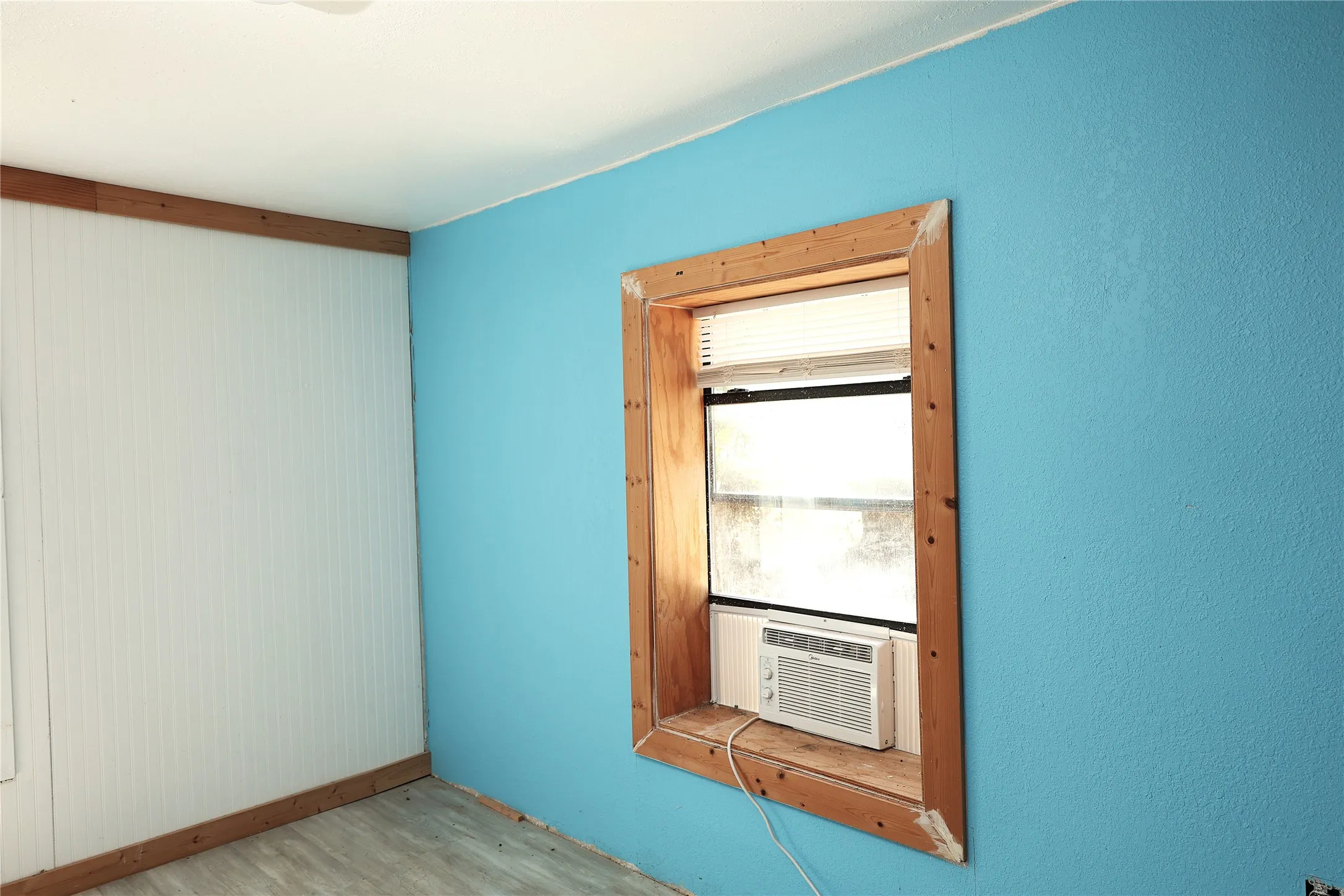 Single Family Residence For Sale in Brown County , 102 Mcdonald Drive, Early, Texas 76802, 2 Bedroom, 2 Bathroom, Garage spaces, 1,015 Sqft, built in 0, mls#21392058, Real Estate Agent in Early, Homes For Sale in Brown county, Homes For Sale in Early, Realtor in Early Texas, Real Estate Brokerage Independent Realty Texas, Luminita Cordes Realtor