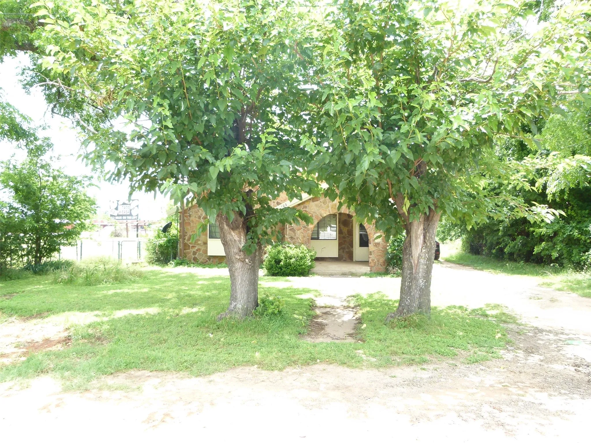 Single Family Residence For Sale in Brown County , 102 Mcdonald Drive, Early, Texas 76802, 2 Bedroom, 2 Bathroom, Garage spaces, 1,015 Sqft, built in 0, mls#21392058, Real Estate Agent in Early, Homes For Sale in Brown county, Homes For Sale in Early, Realtor in Early Texas, Real Estate Brokerage Independent Realty Texas, Luminita Cordes Realtor