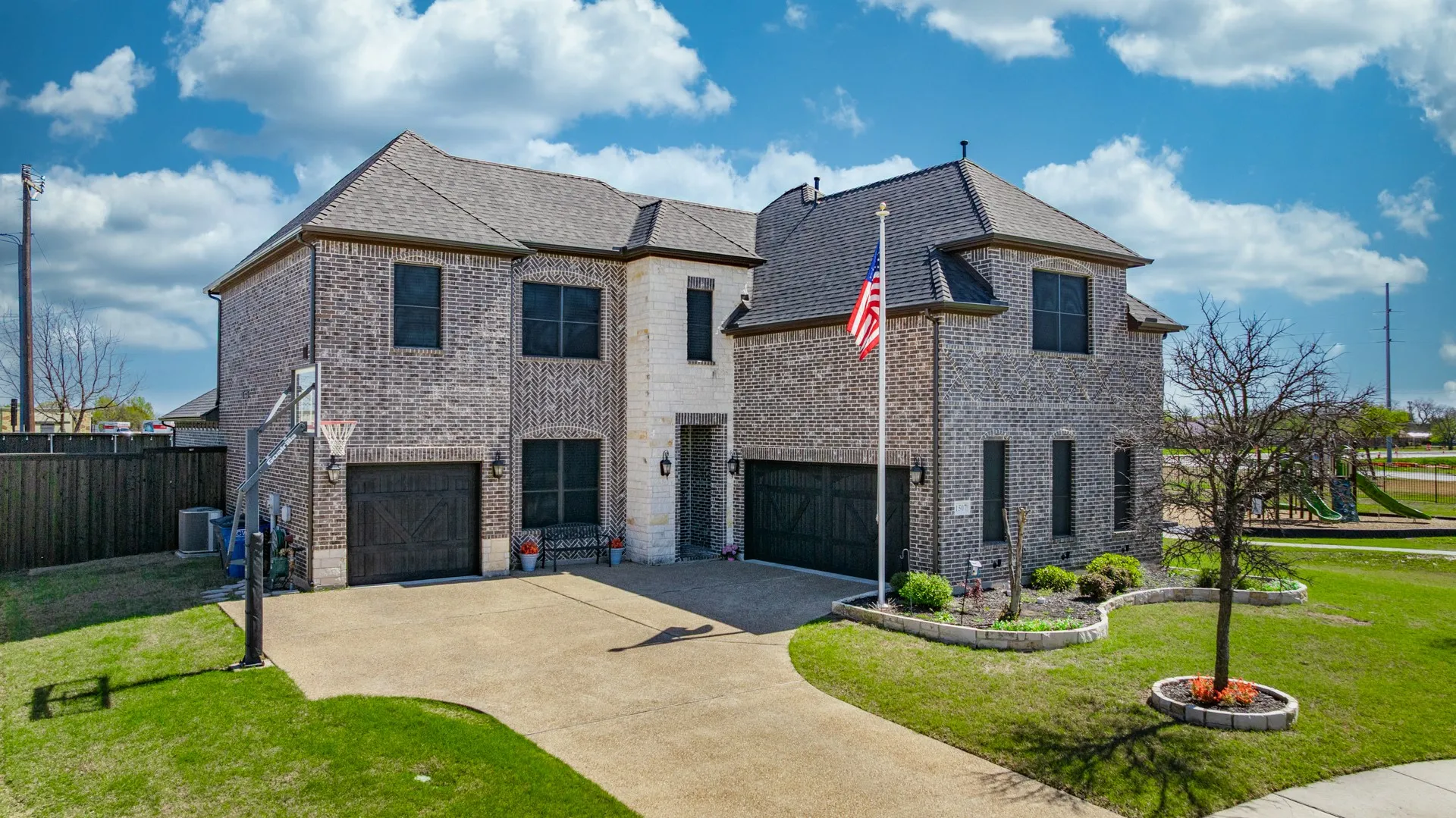 Single Family Residence For Sale in Collin County , 1507 Rice Run Drive, Wylie, Texas 75098, 5 Bedroom, 5 Bathroom, 3 Garage spaces, 3,946 Sqft, built in 2017, mls#21392065, Real Estate Agent in Wylie, Homes For Sale in Collin county, Homes For Sale in Wylie, Realtor in Wylie Texas, Real Estate Brokerage Independent Realty Texas, Luminita Cordes Realtor