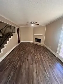 Townhouse For Rent in Tarrant County , 3506 Shady Valley Drive, Pantego, Texas 76013, 3 Bedroom, 2 Bathroom, Garage spaces, 1,645 Sqft, built in 1976, mls#21392076, Real Estate Agent in Pantego, Homes For Rent in Tarrant county, Homes For Rent in Pantego, Realtor in Pantego Texas, Real Estate Brokerage Independent Realty Texas, Luminita Cordes Realtor