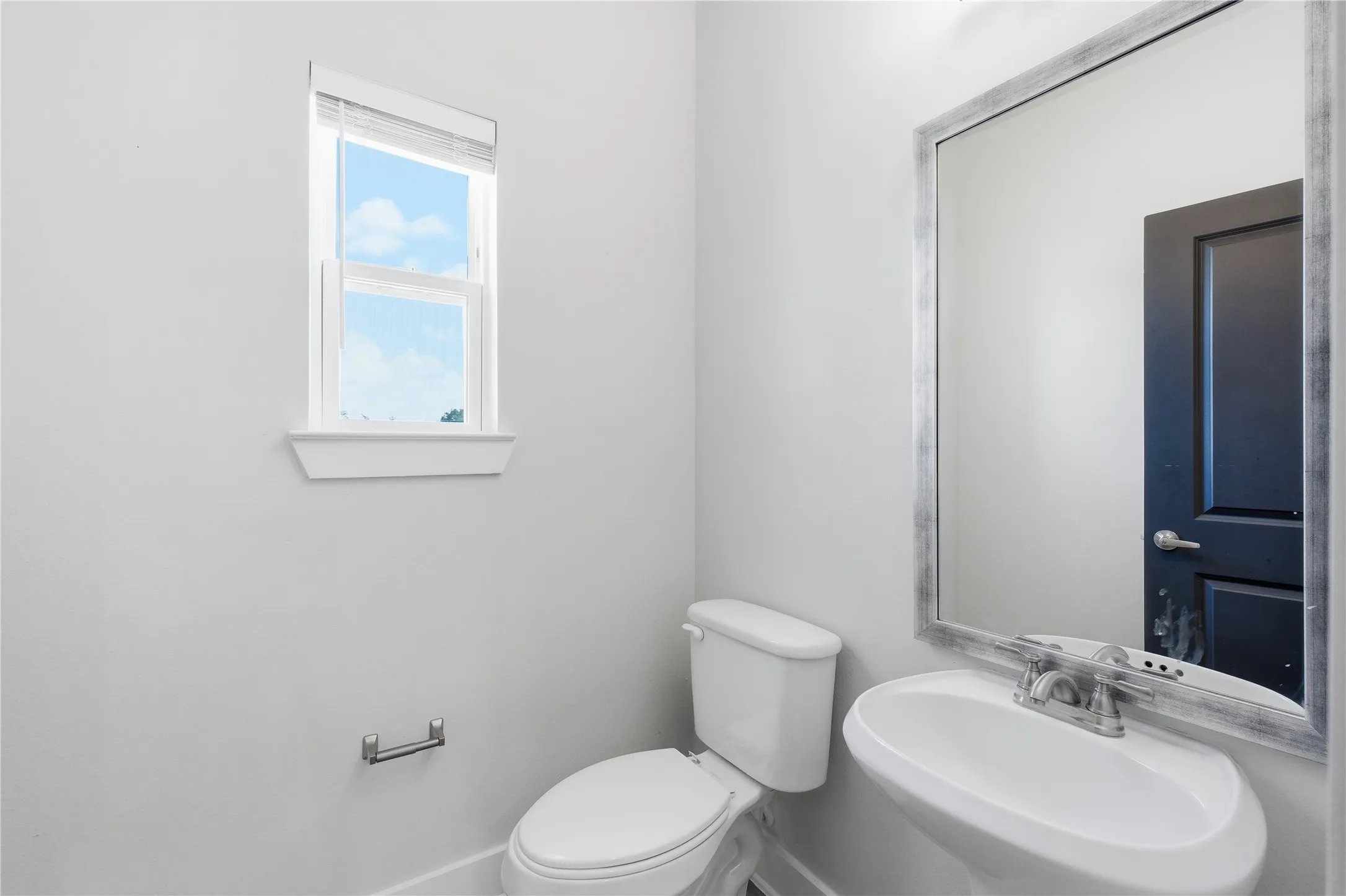 Townhouse For Rent in Collin County , 3365 Wynwood Drive, Plano, Texas 75074, 3 Bedroom, 4 Bathroom, 2 Garage spaces, 1,728 Sqft, built in 2022, mls#21392014, Real Estate Agent in Plano, Homes For Rent in Collin county, Homes For Rent in Plano, Realtor in Plano Texas, Real Estate Brokerage Independent Realty Texas, Luminita Cordes Realtor