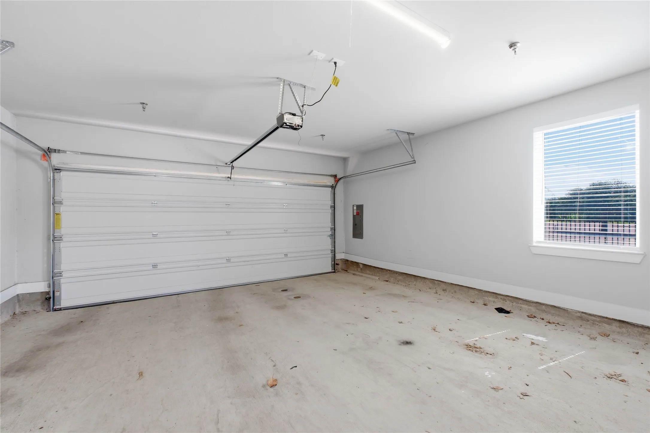 Townhouse For Rent in Collin County , 3365 Wynwood Drive, Plano, Texas 75074, 3 Bedroom, 4 Bathroom, 2 Garage spaces, 1,728 Sqft, built in 2022, mls#21392014, Real Estate Agent in Plano, Homes For Rent in Collin county, Homes For Rent in Plano, Realtor in Plano Texas, Real Estate Brokerage Independent Realty Texas, Luminita Cordes Realtor