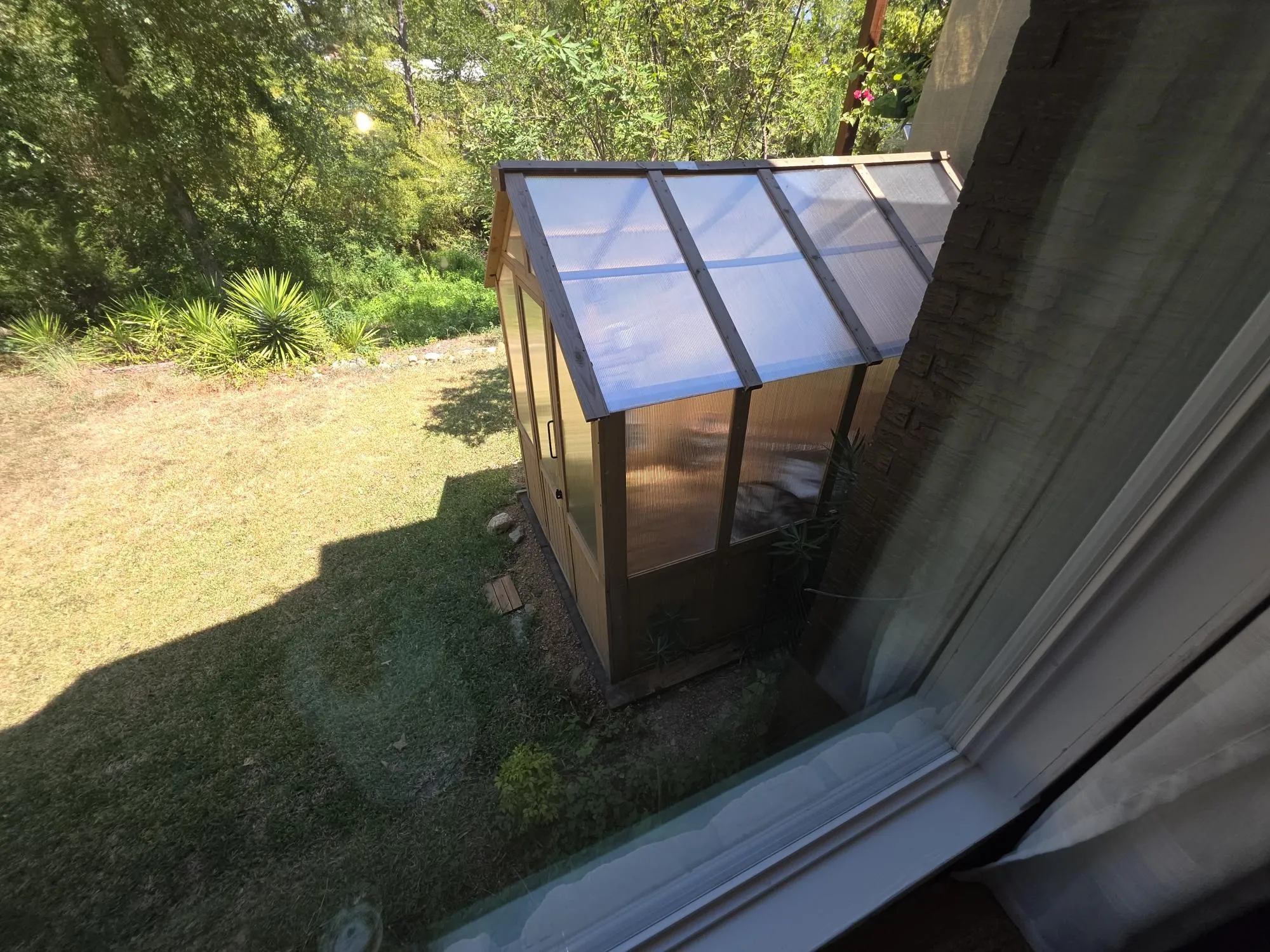 Single Family Residence For Sale in Wood County , 185 Private Road 6604, Mineola, Texas 75773, 3 Bedroom, 2 Bathroom, Garage spaces, 1,484 Sqft, built in 1978, mls#21392086, Real Estate Agent in Mineola, Homes For Sale in Wood county, Homes For Sale in Mineola, Realtor in Mineola Texas, Real Estate Brokerage Independent Realty Texas, Luminita Cordes Realtor