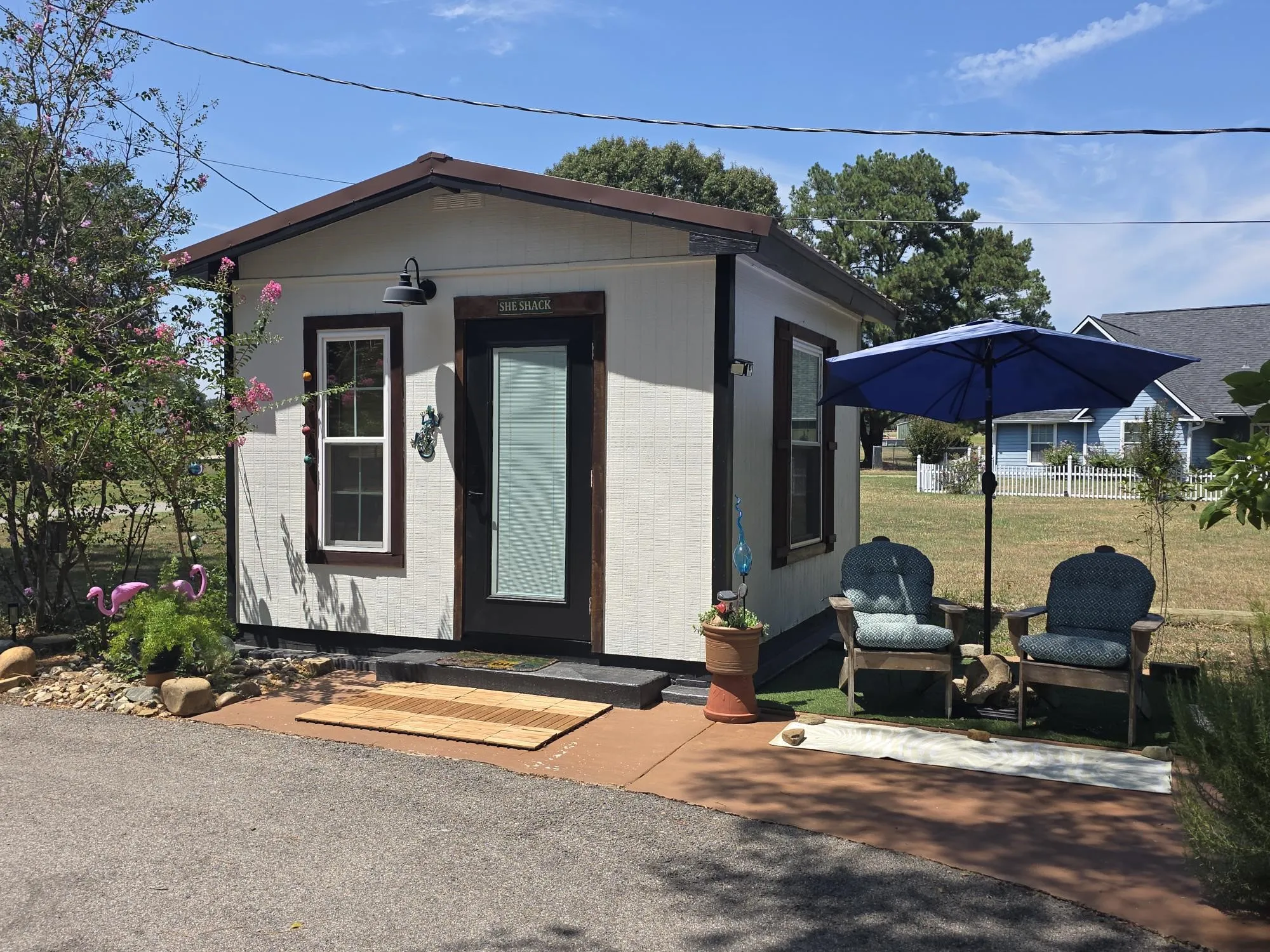 Single Family Residence For Sale in Wood County , 185 Private Road 6604, Mineola, Texas 75773, 3 Bedroom, 2 Bathroom, Garage spaces, 1,484 Sqft, built in 1978, mls#21392086, Real Estate Agent in Mineola, Homes For Sale in Wood county, Homes For Sale in Mineola, Realtor in Mineola Texas, Real Estate Brokerage Independent Realty Texas, Luminita Cordes Realtor