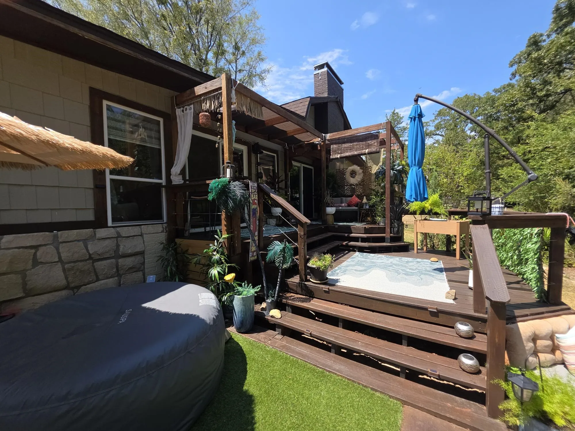 Single Family Residence For Sale in Wood County , 185 Private Road 6604, Mineola, Texas 75773, 3 Bedroom, 2 Bathroom, Garage spaces, 1,484 Sqft, built in 1978, mls#21392086, Real Estate Agent in Mineola, Homes For Sale in Wood county, Homes For Sale in Mineola, Realtor in Mineola Texas, Real Estate Brokerage Independent Realty Texas, Luminita Cordes Realtor