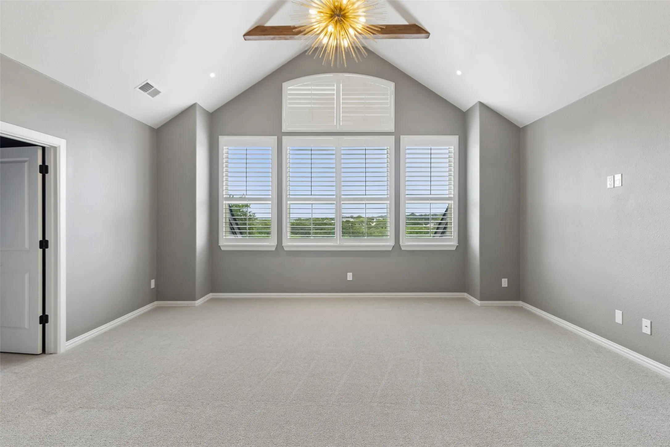 Single Family Residence For Rent in Tarrant County , 412 Winding Ridge Trail, Southlake, Texas 76092, 5 Bedroom, 7 Bathroom, 3 Garage spaces, 4,997 Sqft, built in 2015, mls#21392092, Real Estate Agent in Southlake, Homes For Rent in Tarrant county, Homes For Rent in Southlake, Realtor in Southlake Texas, Real Estate Brokerage Independent Realty Texas, Luminita Cordes Realtor