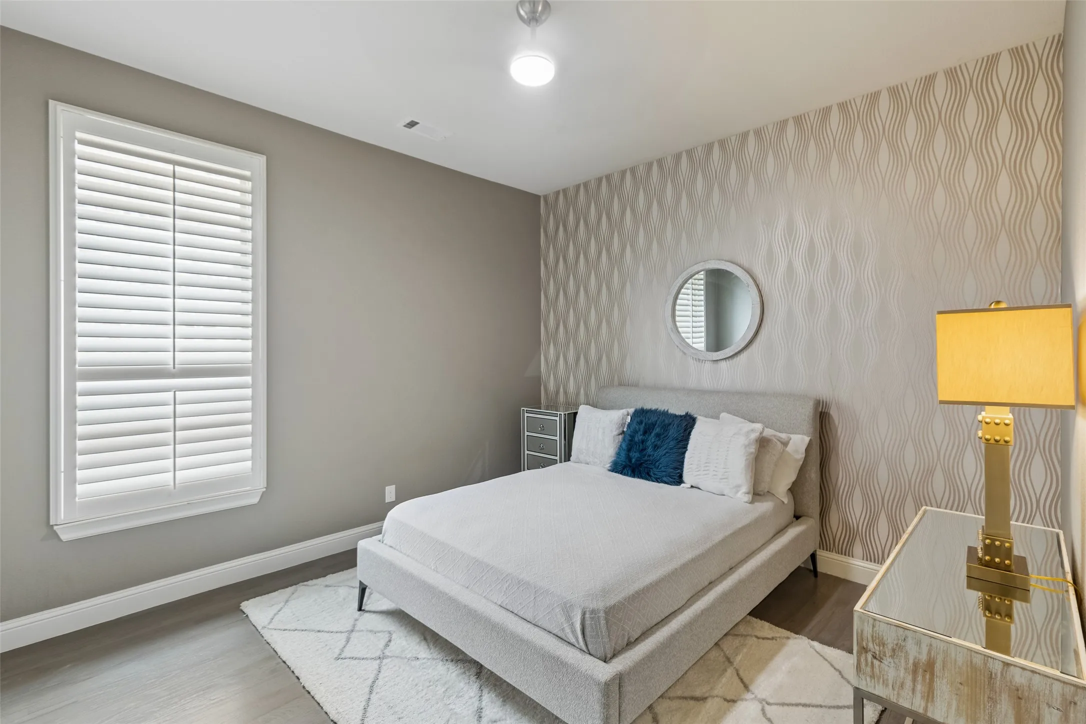 Single Family Residence For Rent in Tarrant County , 412 Winding Ridge Trail, Southlake, Texas 76092, 5 Bedroom, 7 Bathroom, 3 Garage spaces, 4,997 Sqft, built in 2015, mls#21392092, Real Estate Agent in Southlake, Homes For Rent in Tarrant county, Homes For Rent in Southlake, Realtor in Southlake Texas, Real Estate Brokerage Independent Realty Texas, Luminita Cordes Realtor
