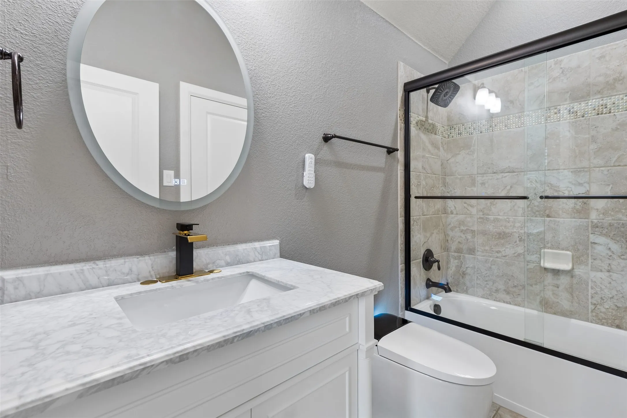 Single Family Residence For Rent in Tarrant County , 412 Winding Ridge Trail, Southlake, Texas 76092, 5 Bedroom, 7 Bathroom, 3 Garage spaces, 4,997 Sqft, built in 2015, mls#21392092, Real Estate Agent in Southlake, Homes For Rent in Tarrant county, Homes For Rent in Southlake, Realtor in Southlake Texas, Real Estate Brokerage Independent Realty Texas, Luminita Cordes Realtor