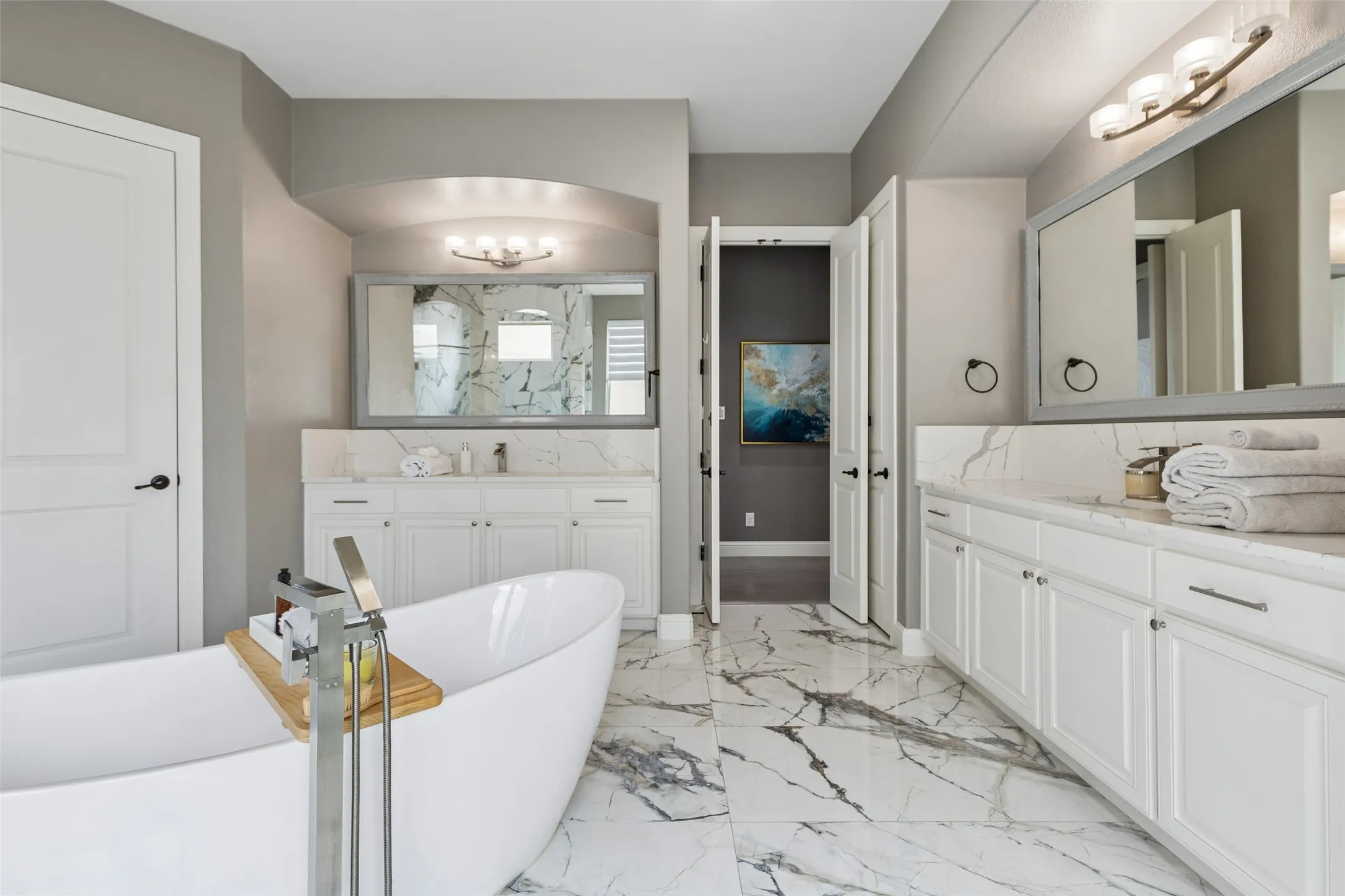 Single Family Residence For Rent in Tarrant County , 412 Winding Ridge Trail, Southlake, Texas 76092, 5 Bedroom, 7 Bathroom, 3 Garage spaces, 4,997 Sqft, built in 2015, mls#21392092, Real Estate Agent in Southlake, Homes For Rent in Tarrant county, Homes For Rent in Southlake, Realtor in Southlake Texas, Real Estate Brokerage Independent Realty Texas, Luminita Cordes Realtor