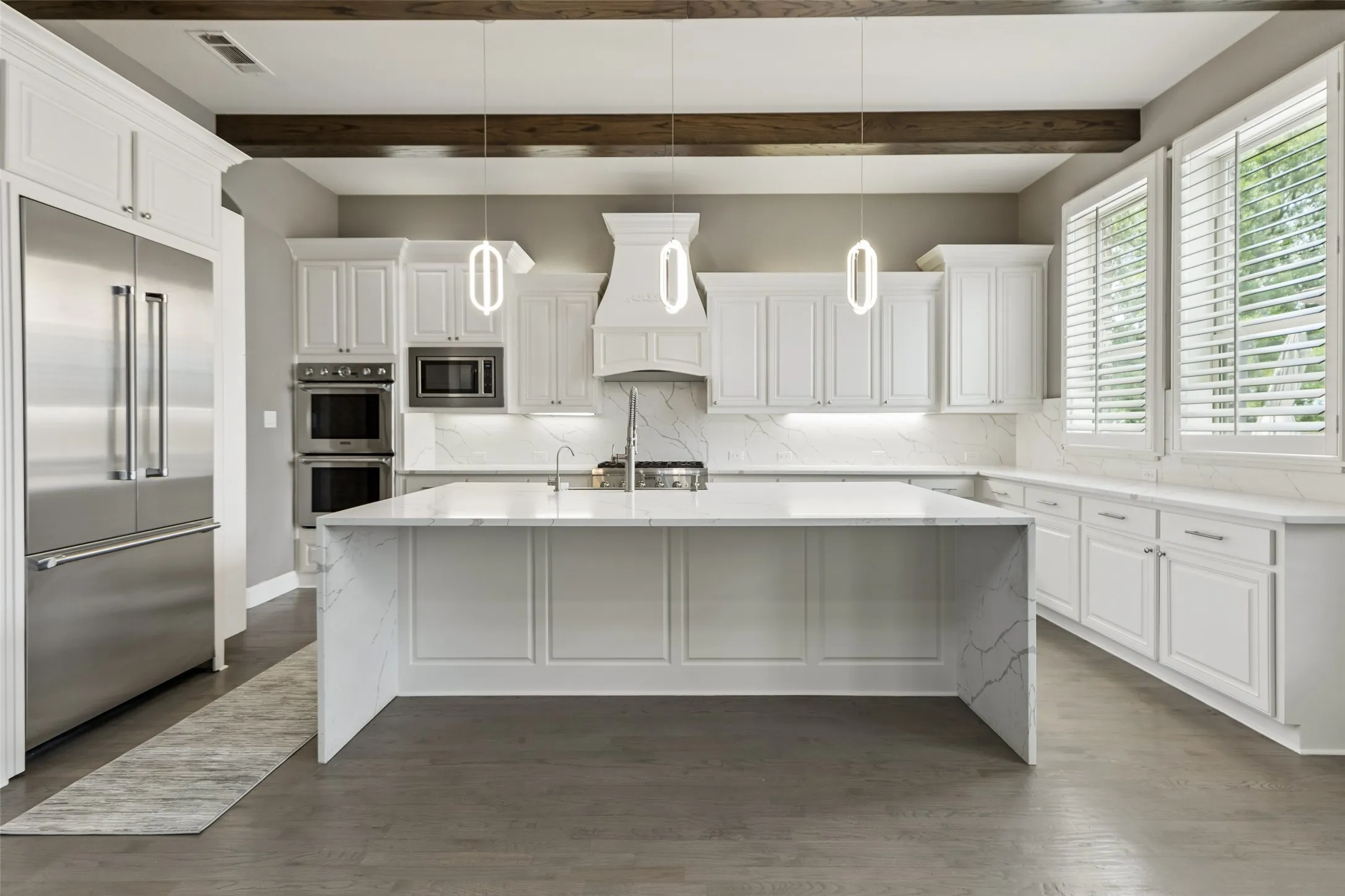Single Family Residence For Rent in Tarrant County , 412 Winding Ridge Trail, Southlake, Texas 76092, 5 Bedroom, 7 Bathroom, 3 Garage spaces, 4,997 Sqft, built in 2015, mls#21392092, Real Estate Agent in Southlake, Homes For Rent in Tarrant county, Homes For Rent in Southlake, Realtor in Southlake Texas, Real Estate Brokerage Independent Realty Texas, Luminita Cordes Realtor
