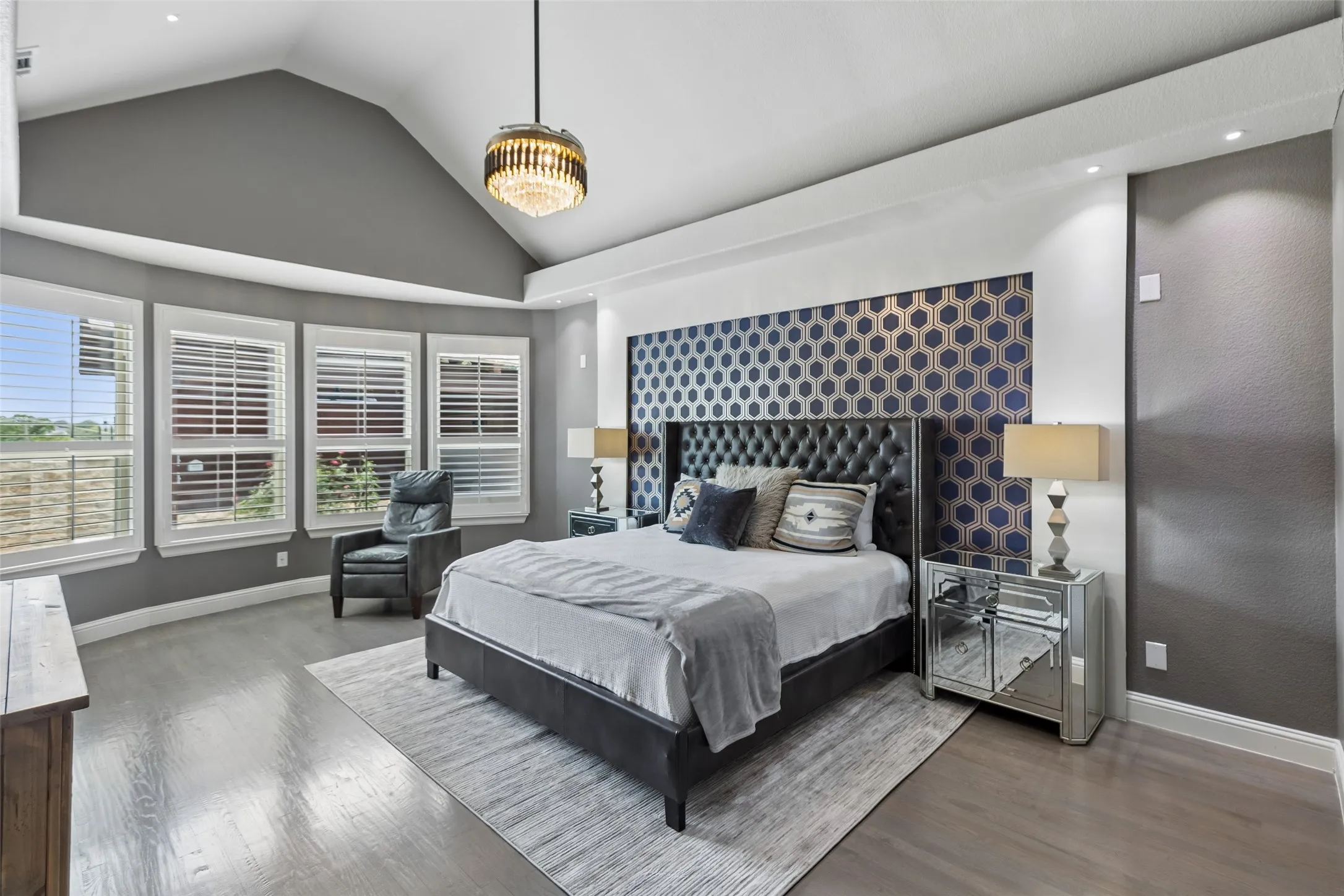 Single Family Residence For Rent in Tarrant County , 412 Winding Ridge Trail, Southlake, Texas 76092, 5 Bedroom, 7 Bathroom, 3 Garage spaces, 4,997 Sqft, built in 2015, mls#21392092, Real Estate Agent in Southlake, Homes For Rent in Tarrant county, Homes For Rent in Southlake, Realtor in Southlake Texas, Real Estate Brokerage Independent Realty Texas, Luminita Cordes Realtor