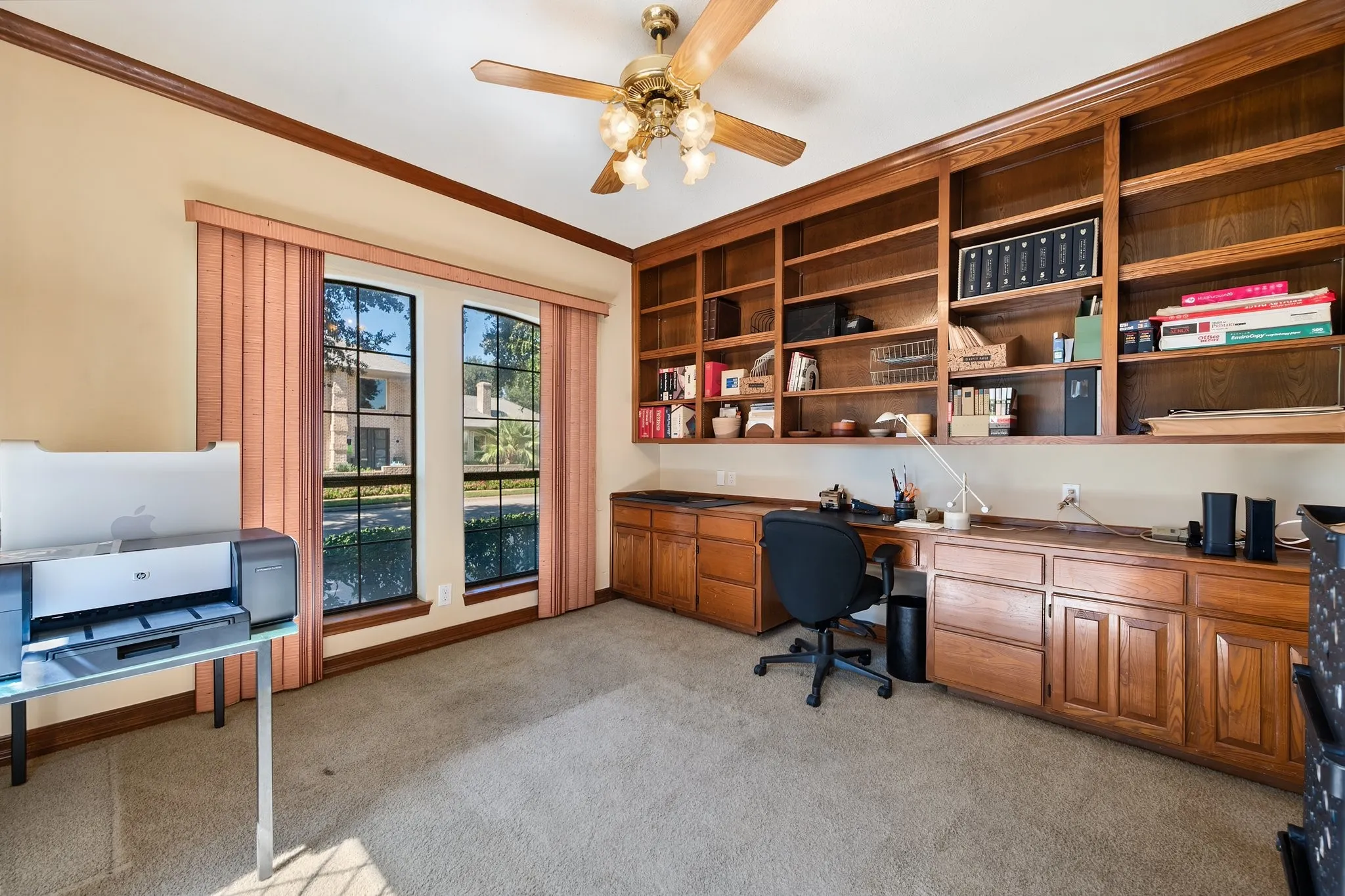 Single Family Residence For Sale in Tarrant County , 4007 Lake Powell Drive, Arlington, Texas 76016, 5 Bedroom, 5 Bathroom, 3 Garage spaces, 3,621 Sqft, built in 1984, mls#21389893, Real Estate Agent in Arlington, Homes For Sale in Tarrant county, Homes For Sale in Arlington, Realtor in Arlington Texas, Real Estate Brokerage Independent Realty Texas, Luminita Cordes Realtor