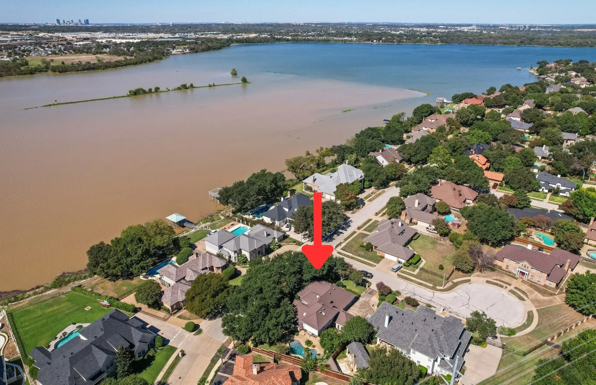 Single Family Residence For Sale in Tarrant County , 4007 Lake Powell Drive, Arlington, Texas 76016, 5 Bedroom, 5 Bathroom, 3 Garage spaces, 3,621 Sqft, built in 1984, mls#21389893, Real Estate Agent in Arlington, Homes For Sale in Tarrant county, Homes For Sale in Arlington, Realtor in Arlington Texas, Real Estate Brokerage Independent Realty Texas, Luminita Cordes Realtor