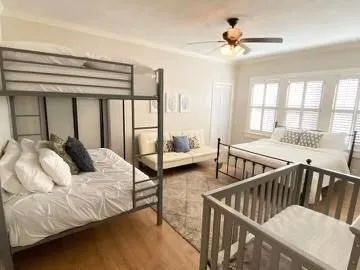 Single Family Residence For Rent in Tarrant County , 2545 Rogers Avenue, Fort Worth, Texas 76109, 4 Bedroom, 2 Bathroom, Garage spaces, 1,643 Sqft, built in 1921, mls#21391976, Real Estate Agent in Fort Worth, Homes For Rent in Tarrant county, Homes For Rent in Fort Worth, Realtor in Fort Worth Texas, Real Estate Brokerage Independent Realty Texas, Luminita Cordes Realtor