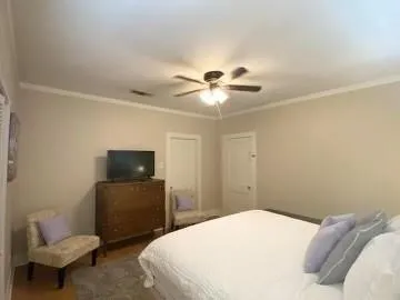 Single Family Residence For Rent in Tarrant County , 2545 Rogers Avenue, Fort Worth, Texas 76109, 4 Bedroom, 2 Bathroom, Garage spaces, 1,643 Sqft, built in 1921, mls#21391976, Real Estate Agent in Fort Worth, Homes For Rent in Tarrant county, Homes For Rent in Fort Worth, Realtor in Fort Worth Texas, Real Estate Brokerage Independent Realty Texas, Luminita Cordes Realtor