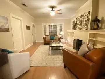 Single Family Residence For Rent in Tarrant County , 2545 Rogers Avenue, Fort Worth, Texas 76109, 4 Bedroom, 2 Bathroom, Garage spaces, 1,643 Sqft, built in 1921, mls#21391976, Real Estate Agent in Fort Worth, Homes For Rent in Tarrant county, Homes For Rent in Fort Worth, Realtor in Fort Worth Texas, Real Estate Brokerage Independent Realty Texas, Luminita Cordes Realtor