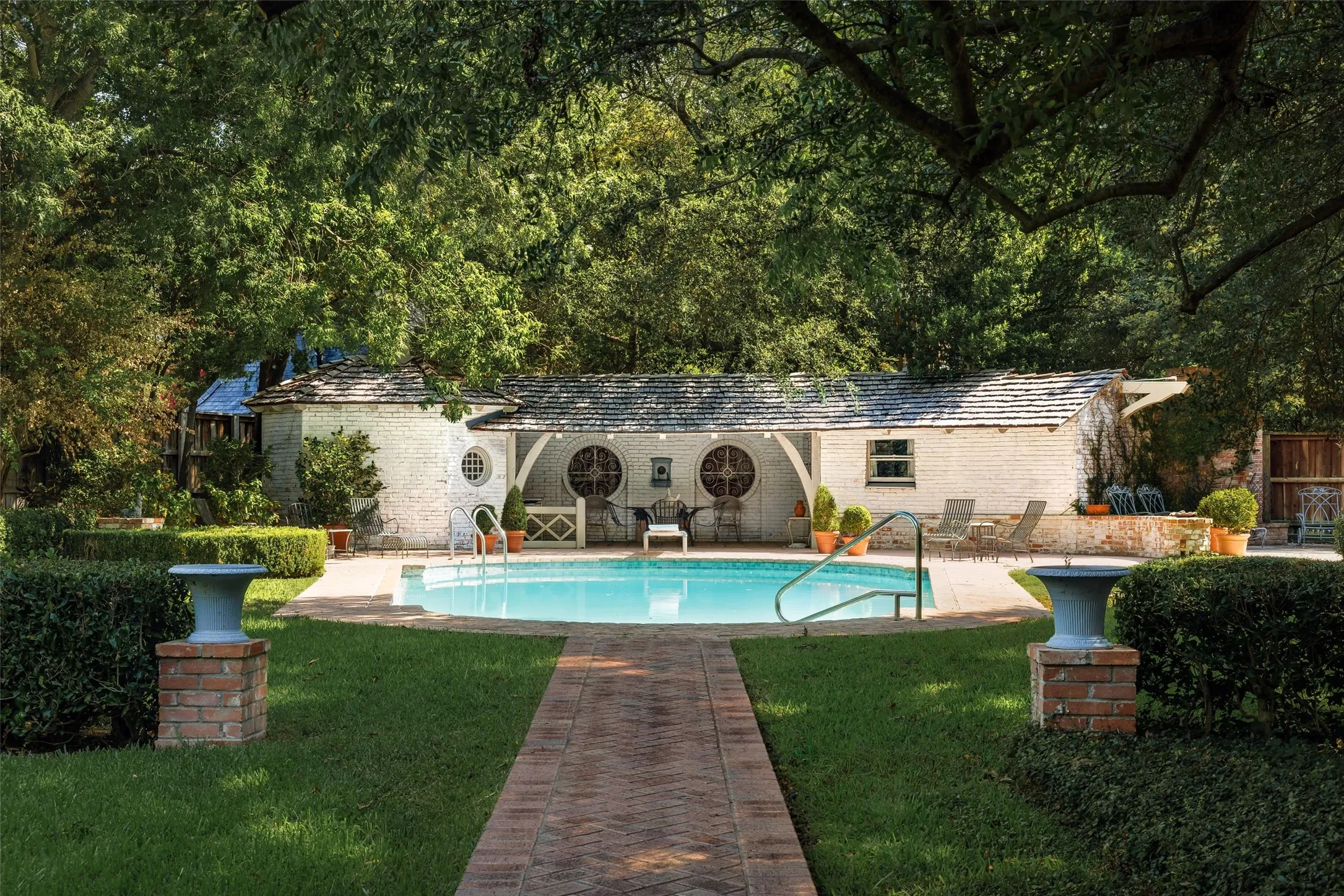 Single Family Residence For Sale in Dallas County , 5310 Park Lane, Dallas, Texas 75220, 4 Bedroom, 5 Bathroom, 2 Garage spaces, 7,354 Sqft, built in 1939, mls#21391763, Real Estate Agent in Dallas, Homes For Sale in Dallas county, Homes For Sale in Dallas, Realtor in Dallas Texas, Real Estate Brokerage Independent Realty Texas, Luminita Cordes Realtor