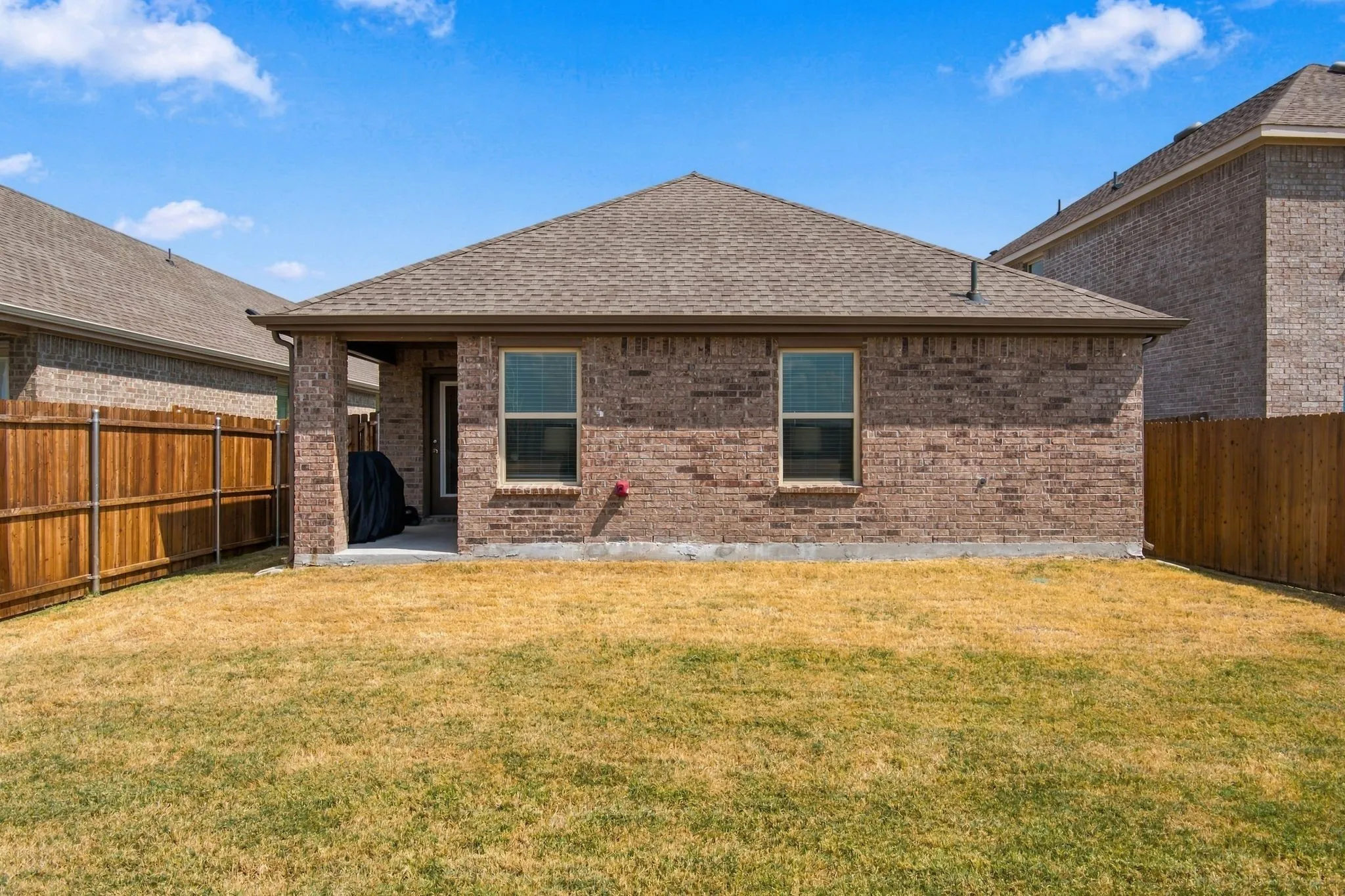 Single Family Residence For Rent in Collin County , 1602 Callaway Drive, Princeton, Texas 75407, 2 Bedroom, 2 Bathroom, 2 Garage spaces, 1,606 Sqft, built in 2024, mls#21392099, Real Estate Agent in Princeton, Homes For Rent in Collin county, Homes For Rent in Princeton, Realtor in Princeton Texas, Real Estate Brokerage Independent Realty Texas, Luminita Cordes Realtor