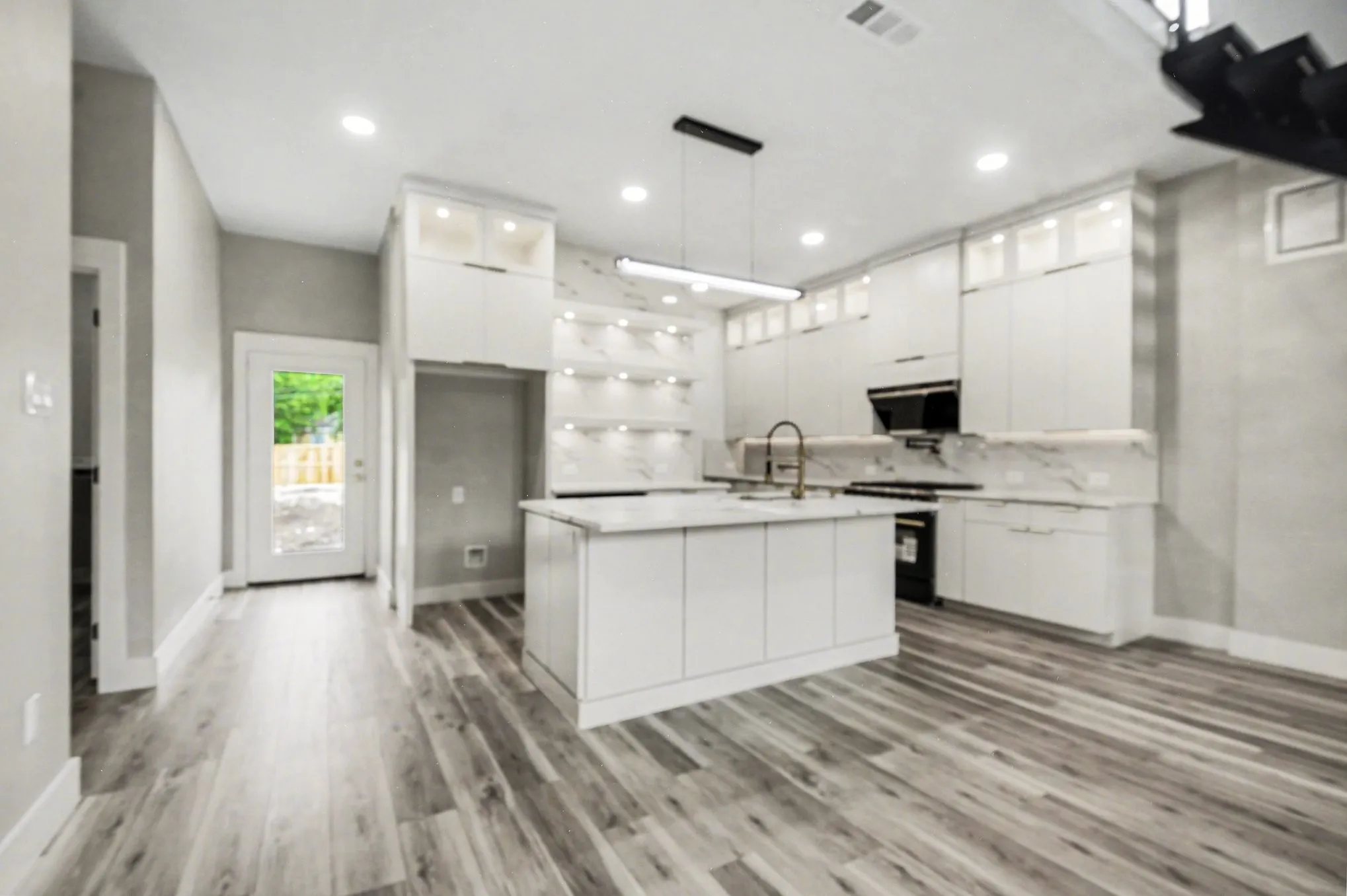 Single Family Residence For Sale in Dallas County , 1442 Stella Avenue, Dallas, Texas 75216, 5 Bedroom, 4 Bathroom, 2 Garage spaces, 3,100 Sqft, built in 2026, mls#21392102, Real Estate Agent in Dallas, Homes For Sale in Dallas county, Homes For Sale in Dallas, Realtor in Dallas Texas, Real Estate Brokerage Independent Realty Texas, Luminita Cordes Realtor