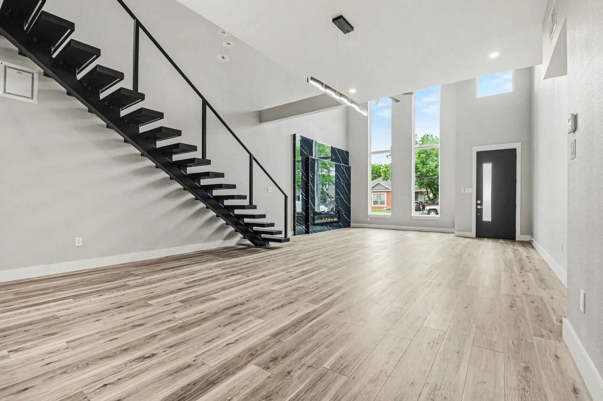Single Family Residence For Sale in Dallas County , 1442 Stella Avenue, Dallas, Texas 75216, 5 Bedroom, 4 Bathroom, 2 Garage spaces, 3,100 Sqft, built in 2026, mls#21392102, Real Estate Agent in Dallas, Homes For Sale in Dallas county, Homes For Sale in Dallas, Realtor in Dallas Texas, Real Estate Brokerage Independent Realty Texas, Luminita Cordes Realtor