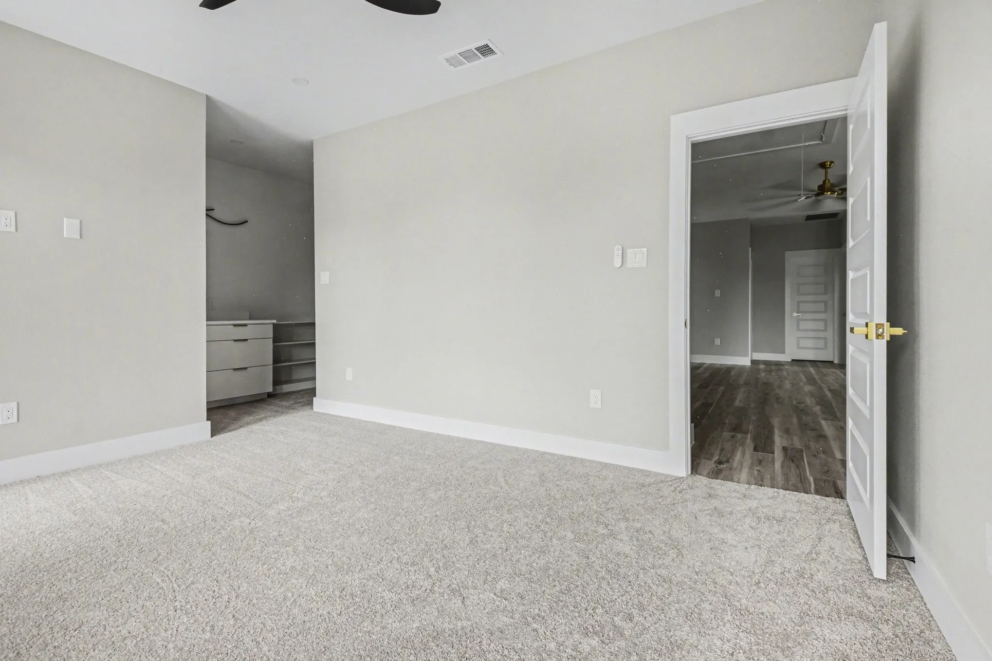 Single Family Residence For Sale in Dallas County , 1442 Stella Avenue, Dallas, Texas 75216, 5 Bedroom, 4 Bathroom, 2 Garage spaces, 3,100 Sqft, built in 2026, mls#21392102, Real Estate Agent in Dallas, Homes For Sale in Dallas county, Homes For Sale in Dallas, Realtor in Dallas Texas, Real Estate Brokerage Independent Realty Texas, Luminita Cordes Realtor