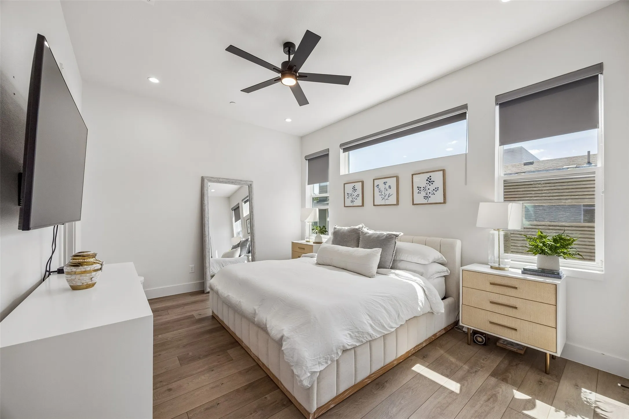Condominium For Rent in Dallas County , 1865 Summit Avenue 102, Dallas, Texas 75206, 2 Bedroom, 3 Bathroom, 2 Garage spaces, 1,524 Sqft, built in 2019, mls#21388890, Real Estate Agent in Dallas, Homes For Rent in Dallas county, Homes For Rent in Dallas, Realtor in Dallas Texas, Real Estate Brokerage Independent Realty Texas, Luminita Cordes Realtor