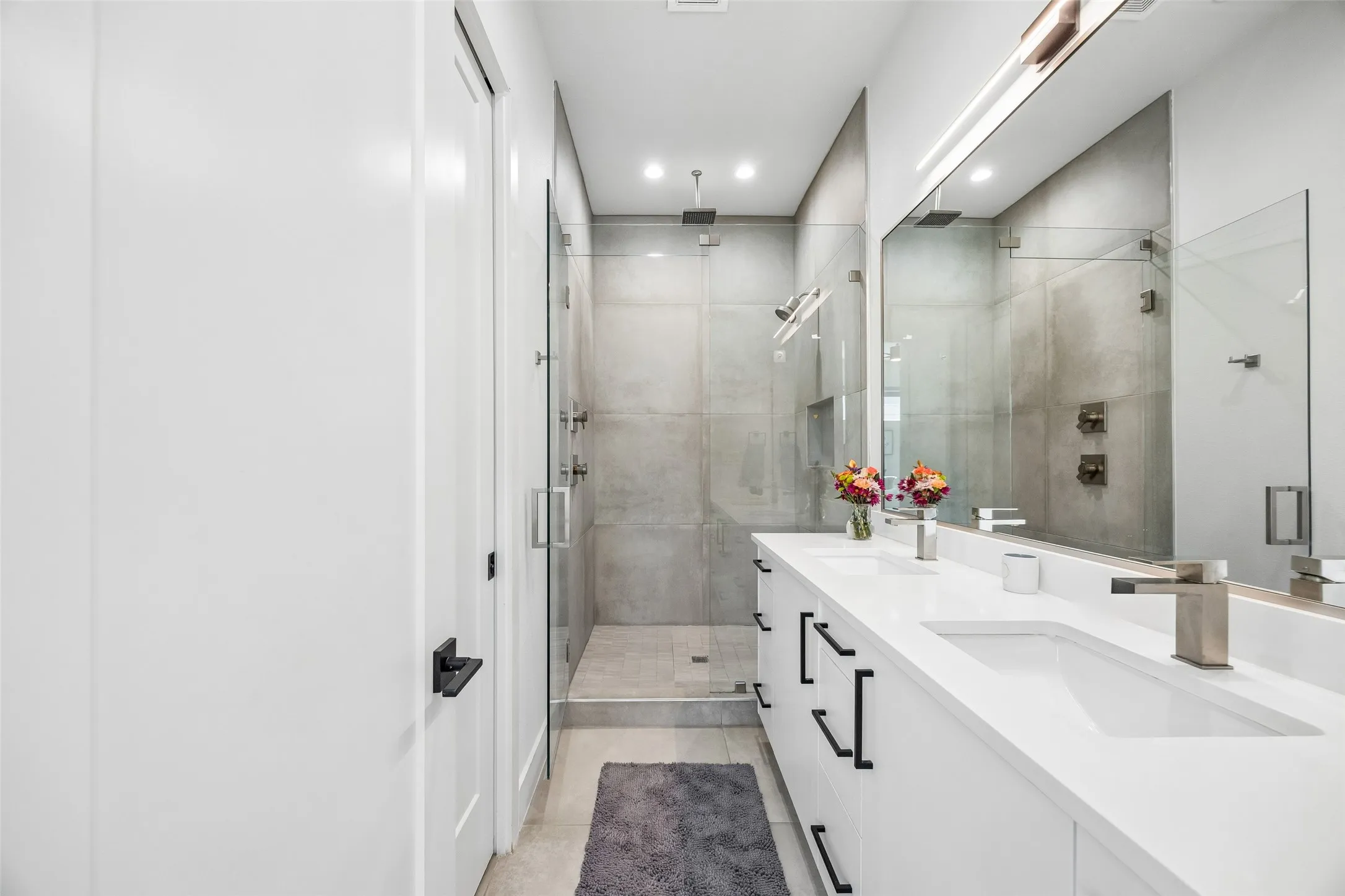 Condominium For Rent in Dallas County , 1865 Summit Avenue 102, Dallas, Texas 75206, 2 Bedroom, 3 Bathroom, 2 Garage spaces, 1,524 Sqft, built in 2019, mls#21388890, Real Estate Agent in Dallas, Homes For Rent in Dallas county, Homes For Rent in Dallas, Realtor in Dallas Texas, Real Estate Brokerage Independent Realty Texas, Luminita Cordes Realtor